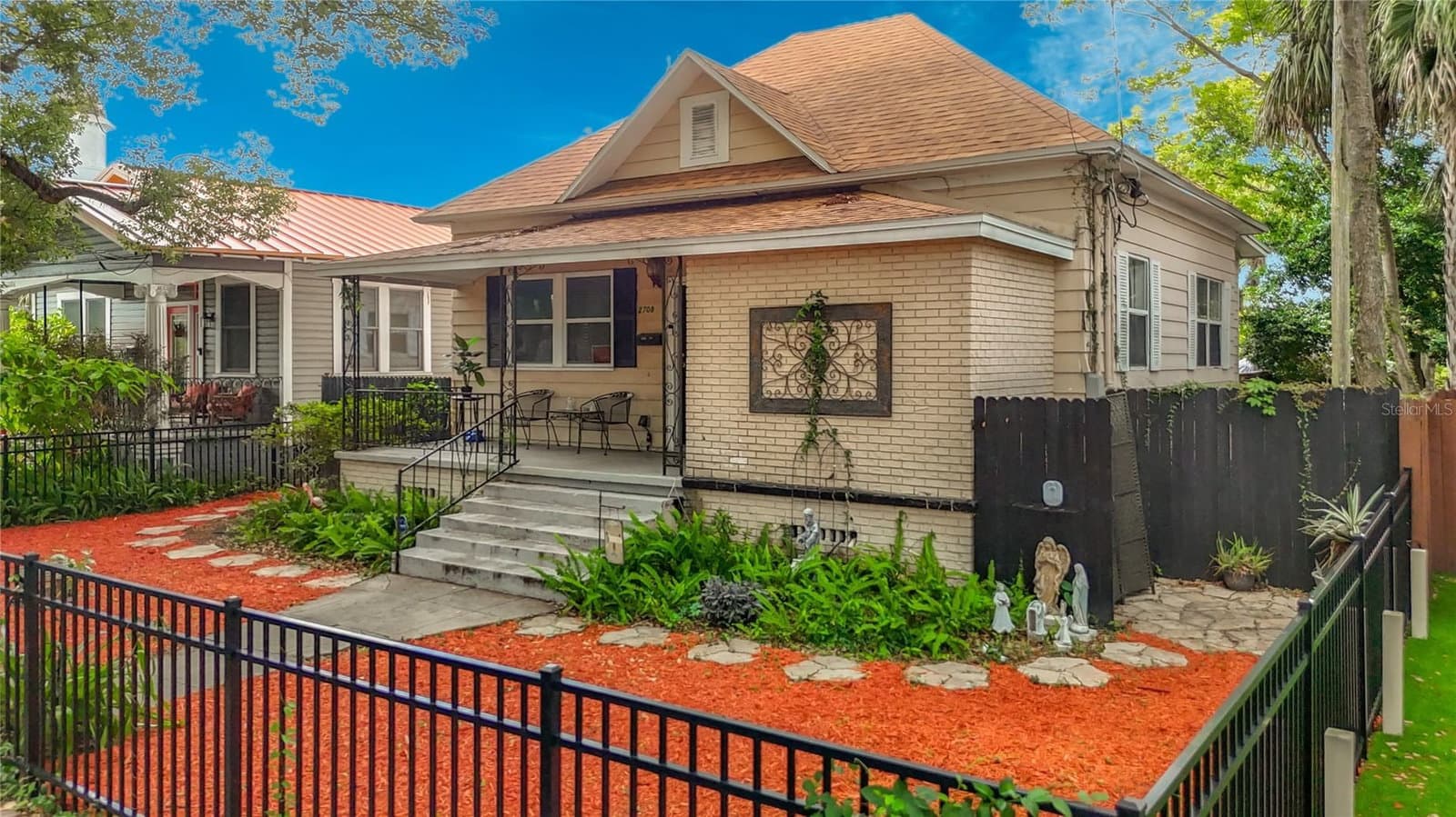 2708 JEFFERSON