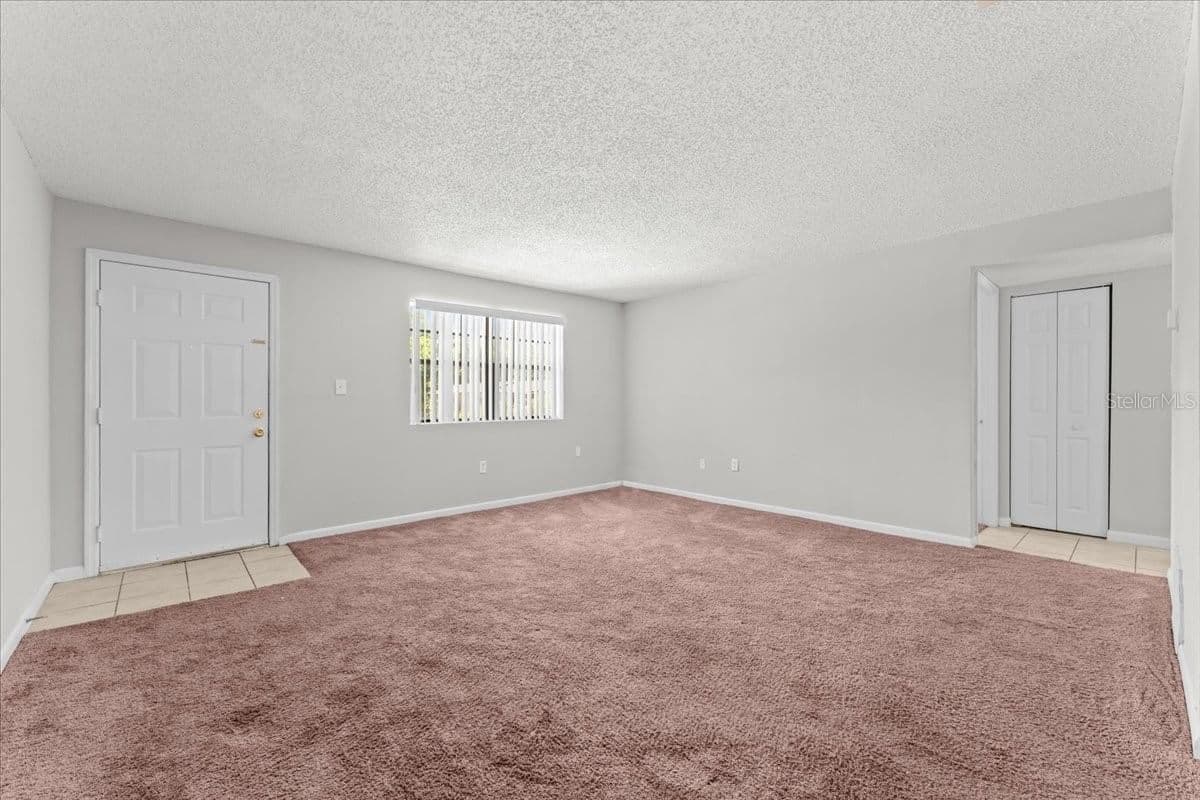 12407 OAK CEDAR