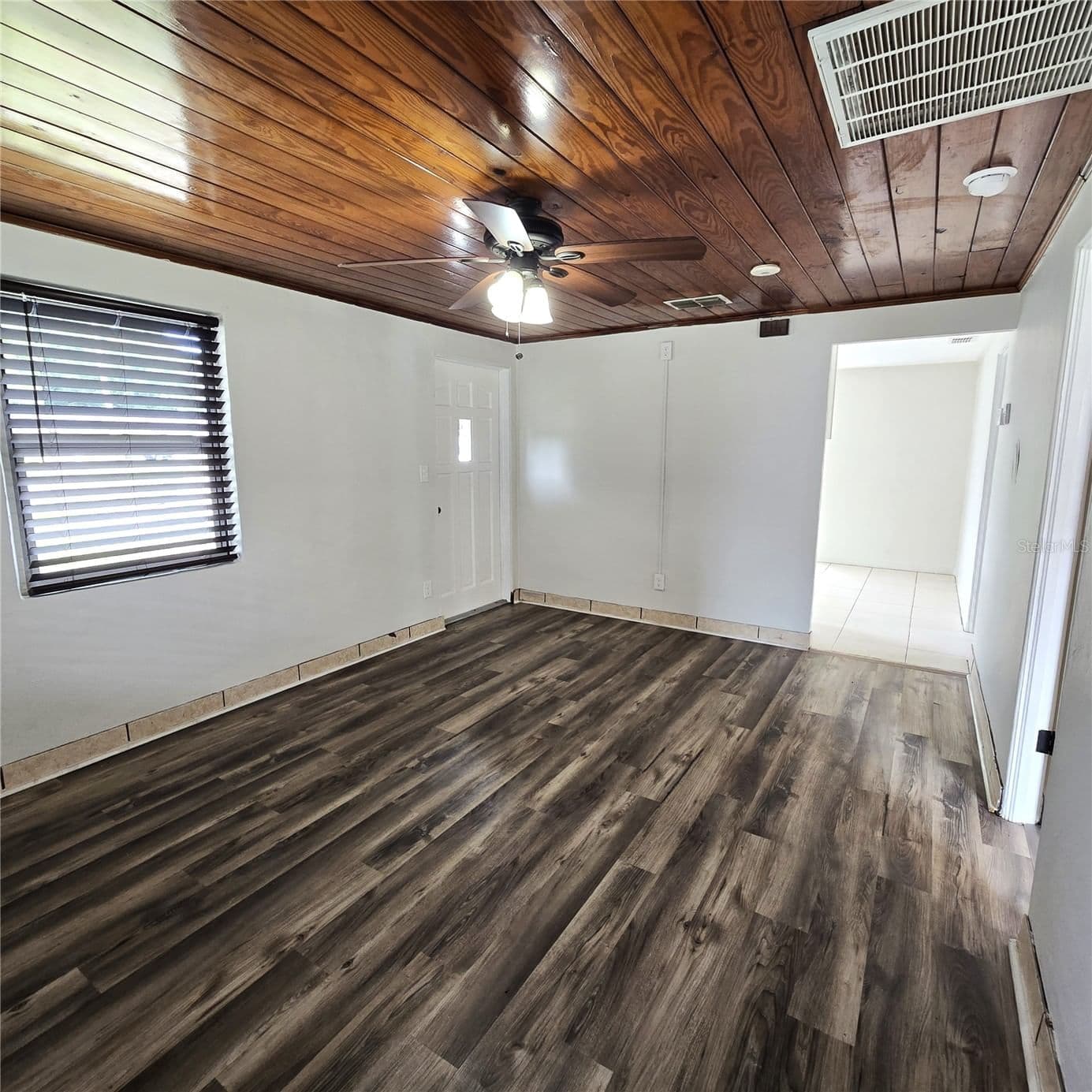 Photo 4 of 2710 AVENUE J