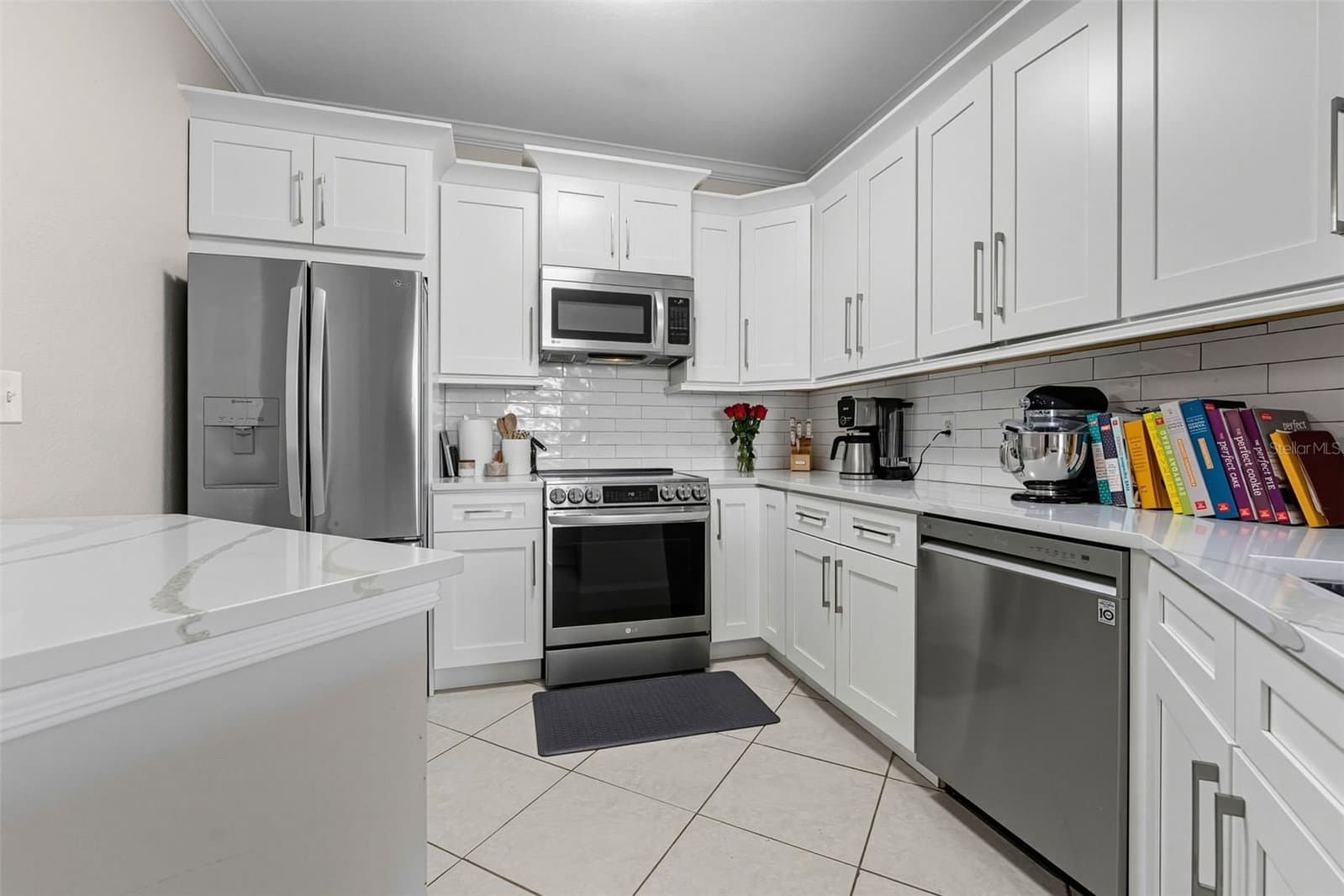 4333 BAYSIDE VILLAGE