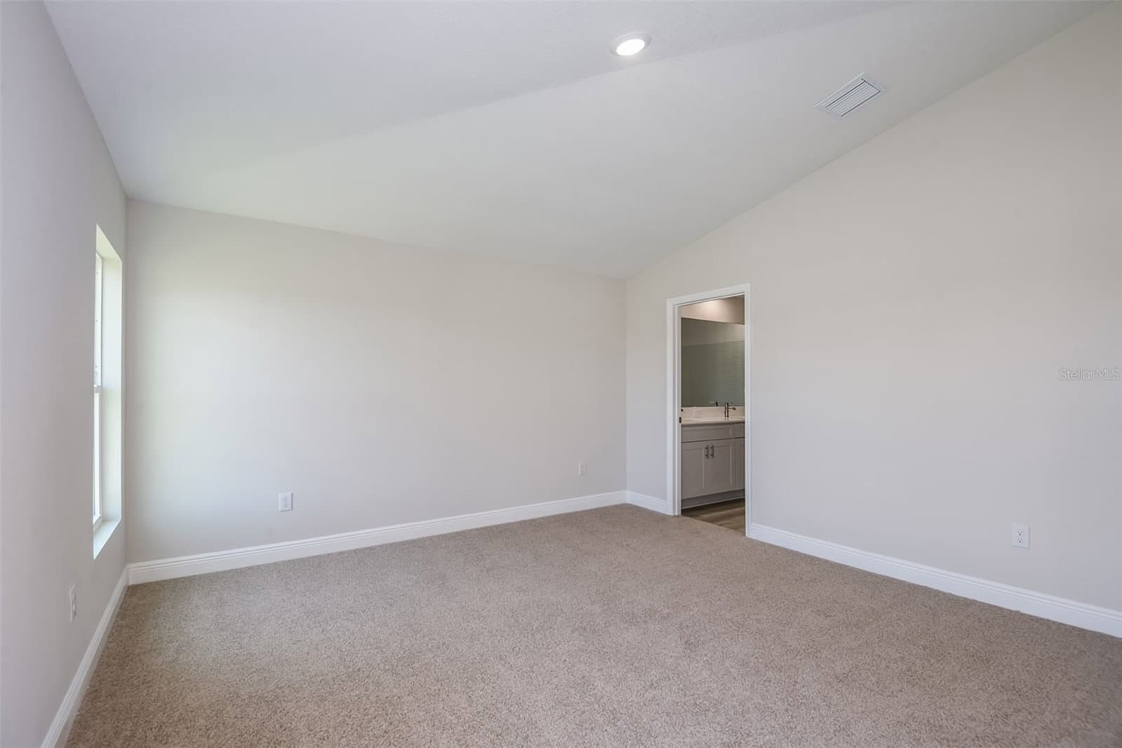 Photo 5 of 6132 SW 96TH