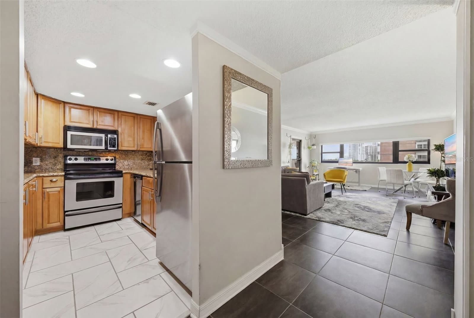 4141 BAYSHORE