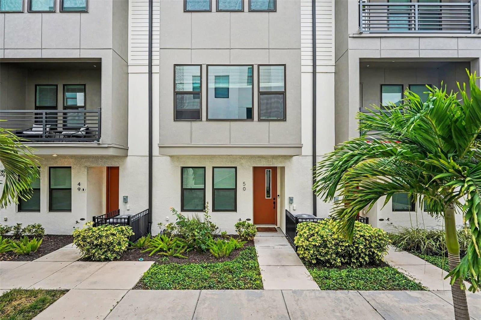 2511 GRADY