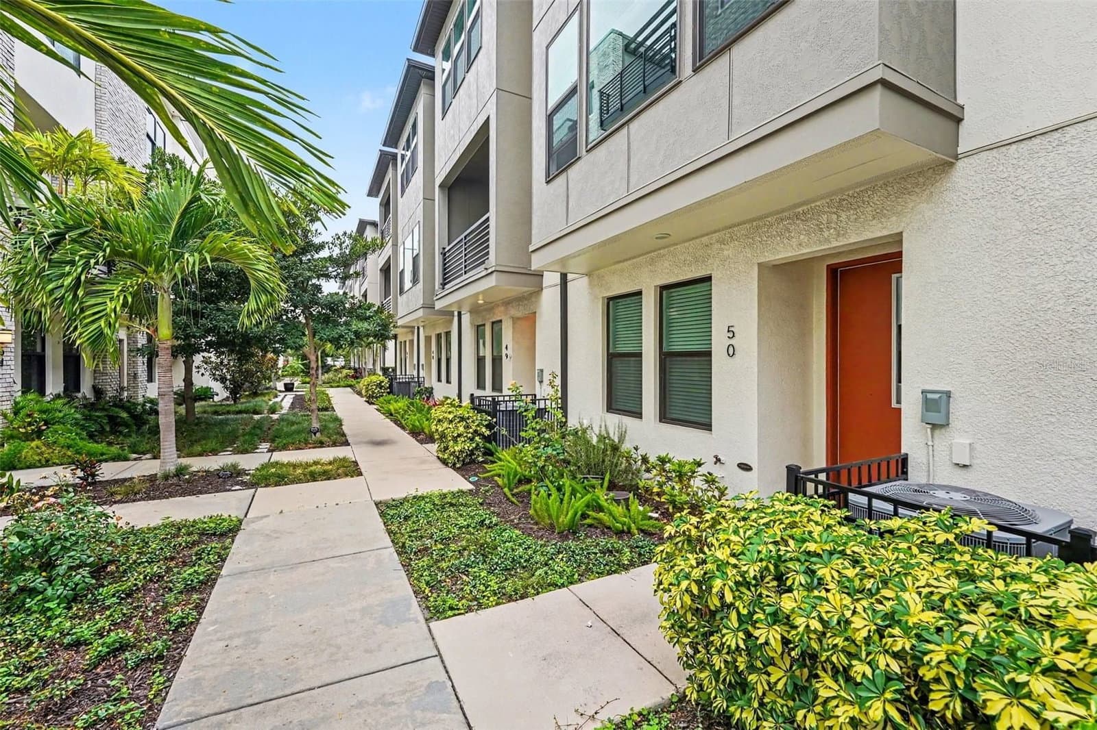 2511 GRADY