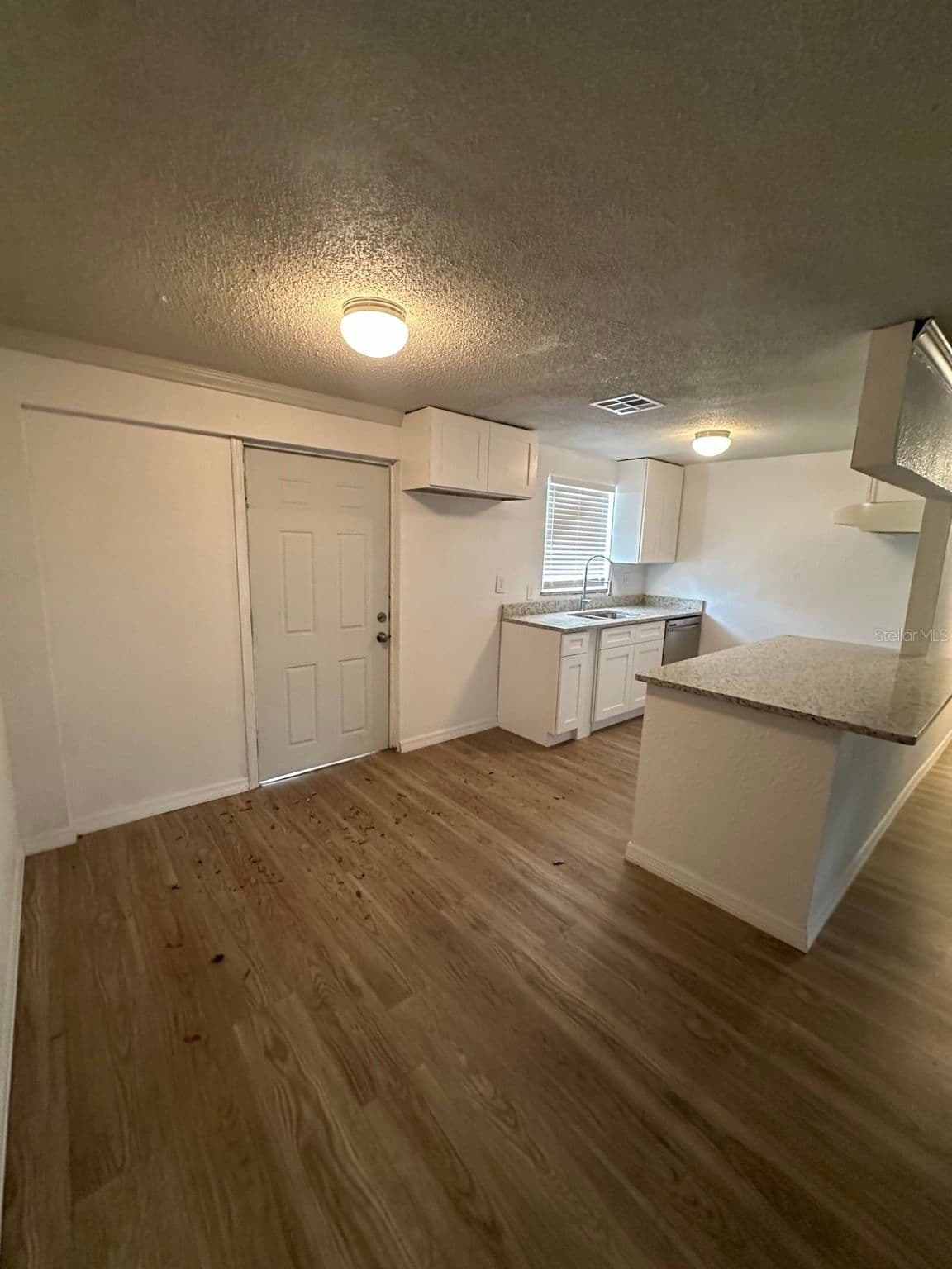 Photo 5 of 2620 33RD