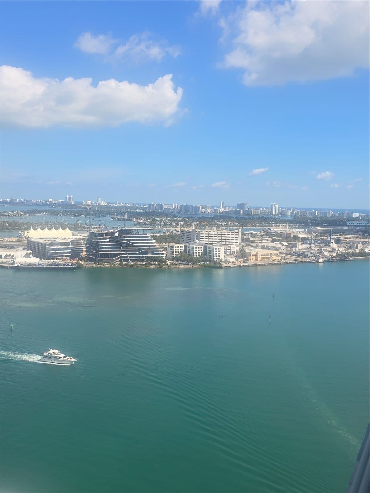 Photo 4 of 335 BISCAYNE