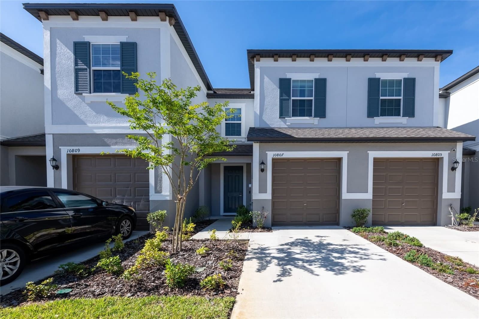 10807 FORT WHITE