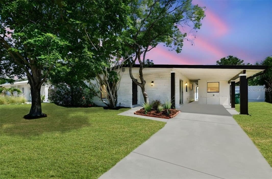 6551 WEST SHORE