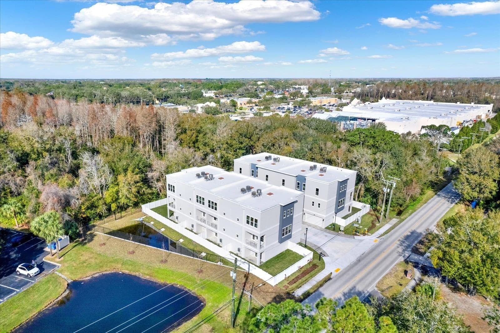 3844 SEENA MANOR