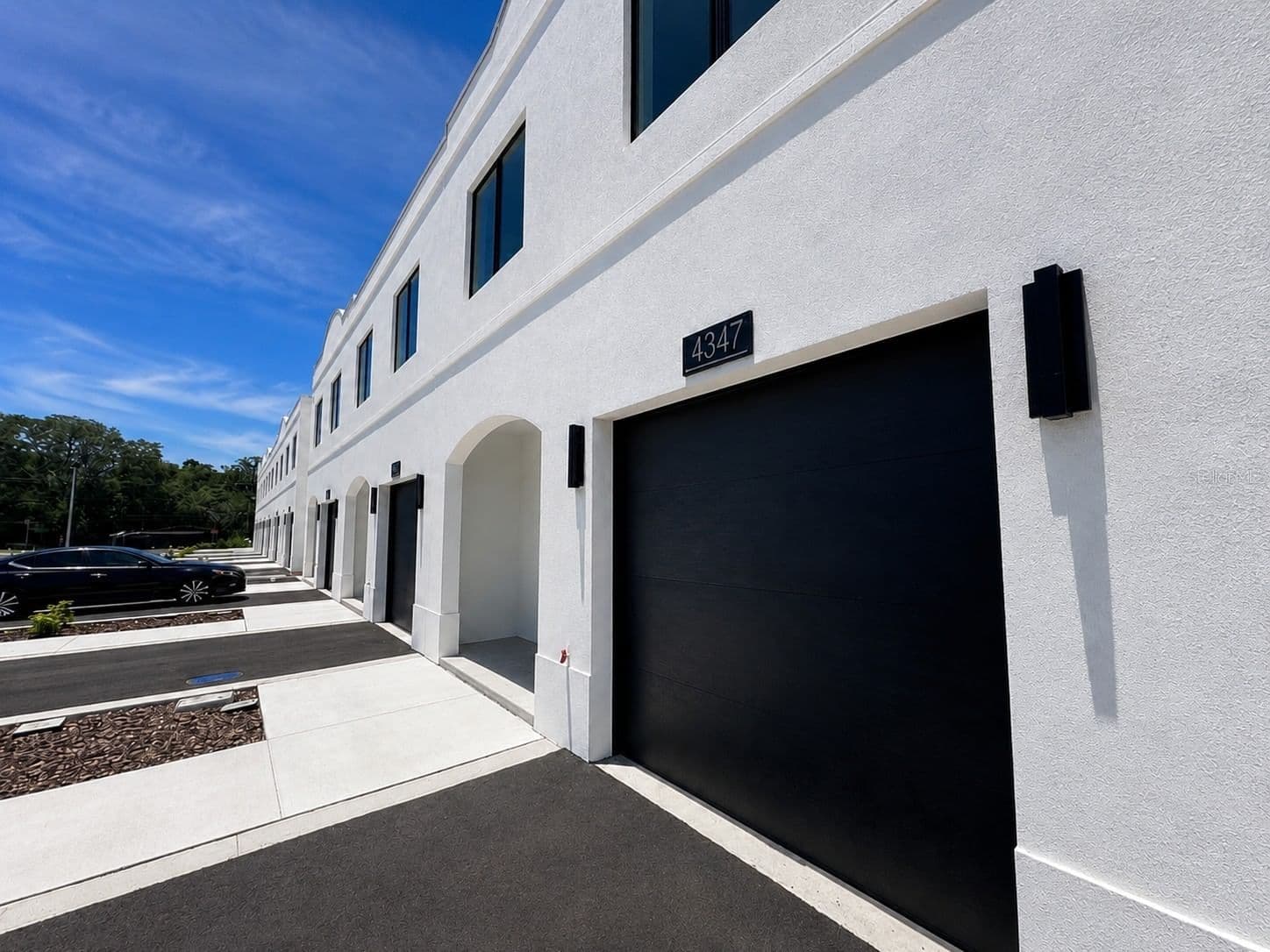 4347 CAMBIO GARDENS