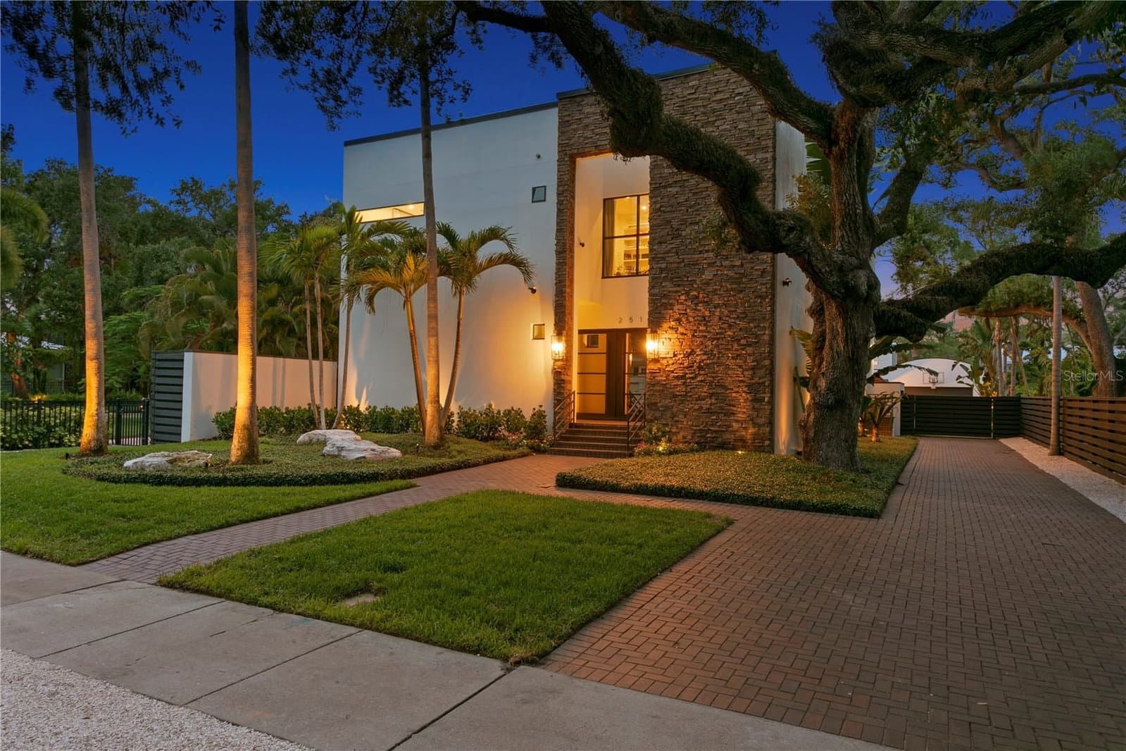2515 SHELL POINT