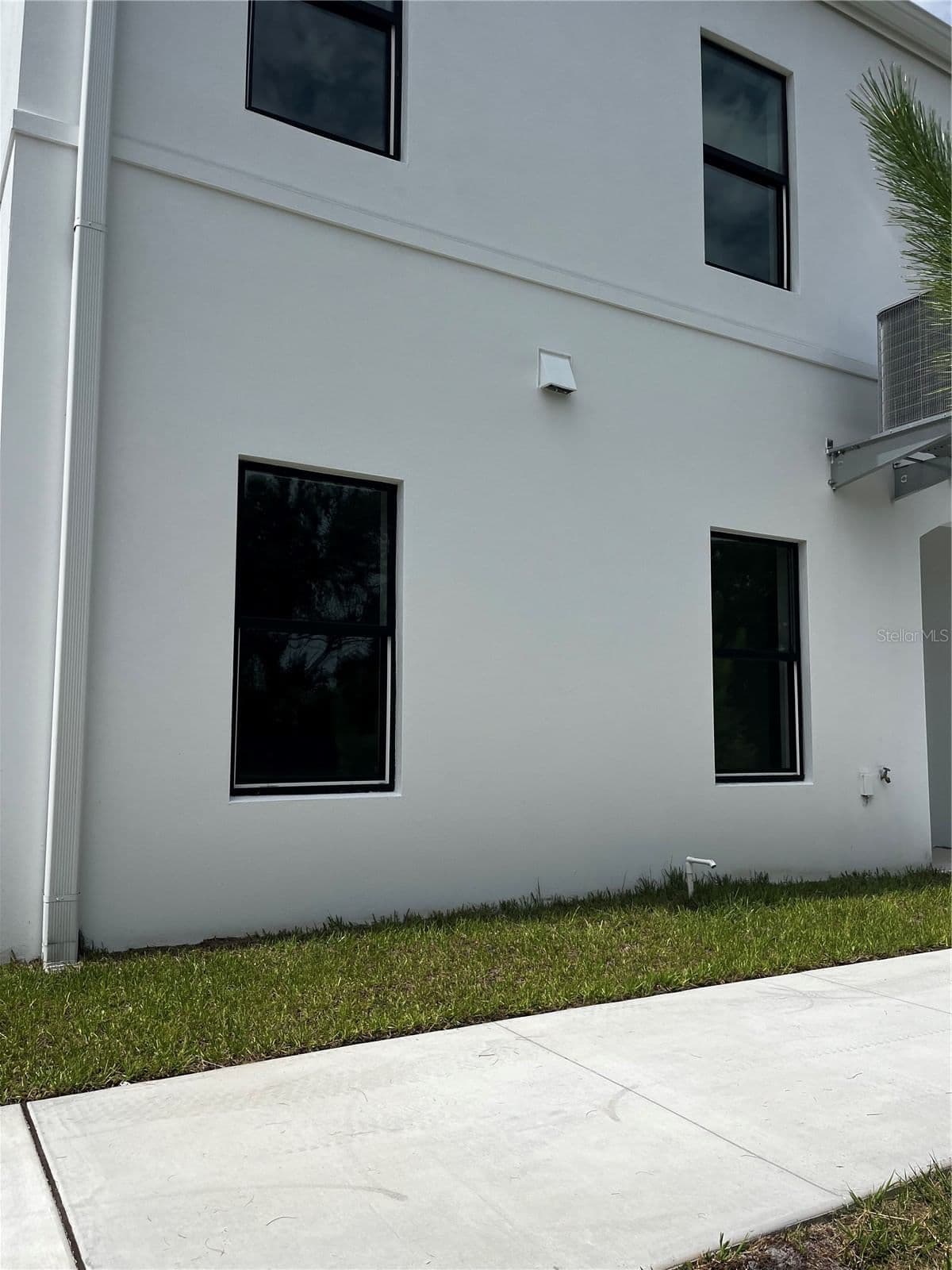 4363 CAMBIO GARDENS