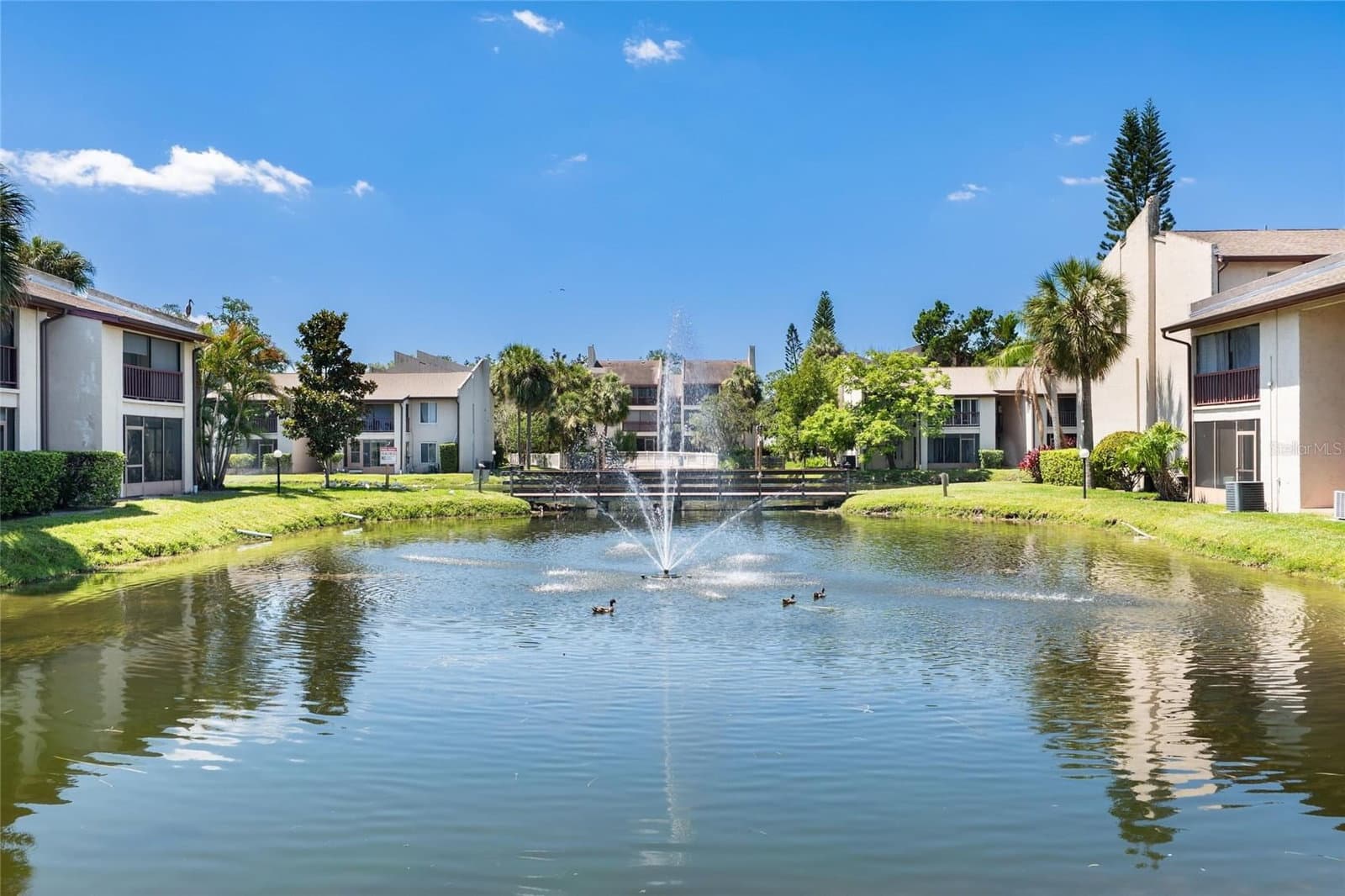 3840 LAKE