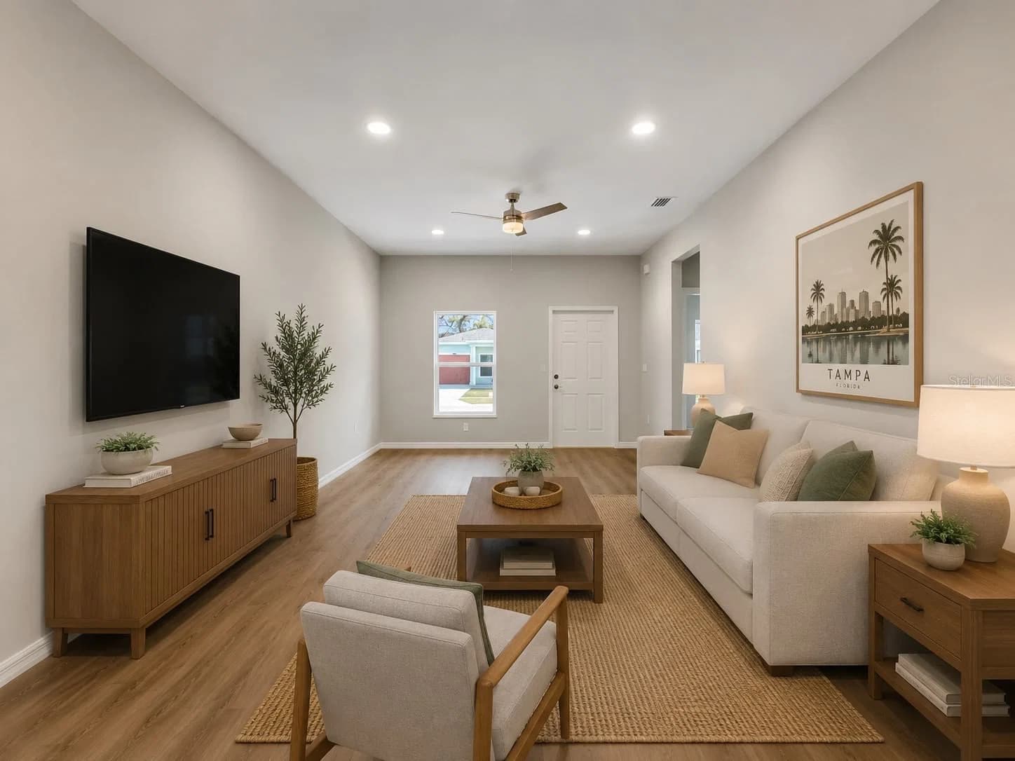 Photo 5 of 5020 FINDERS COURT