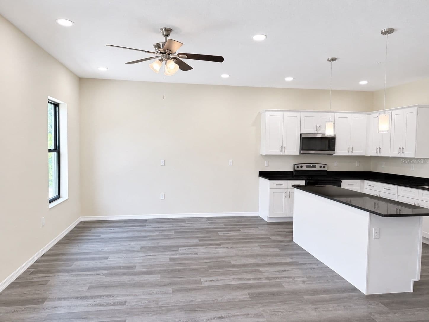 Photo 5 of 4349 CAMBIO GARDENS CT