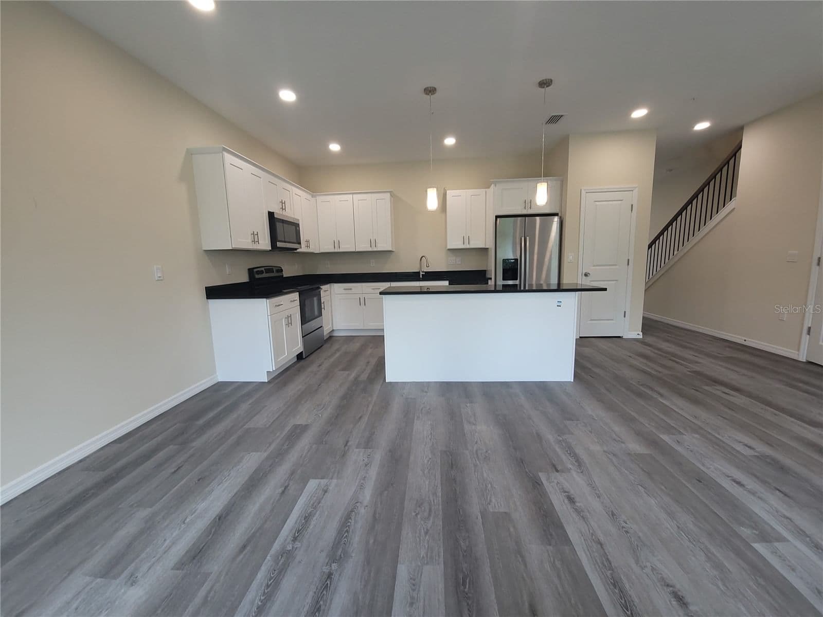 4351 CAMBIO GARDENS