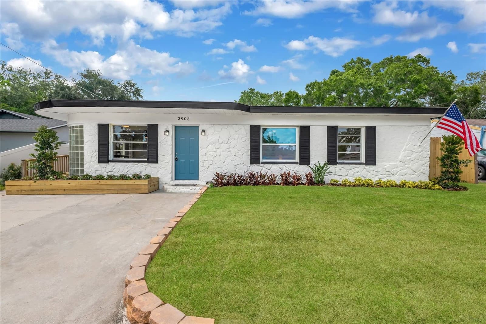 3903 PALMETTO