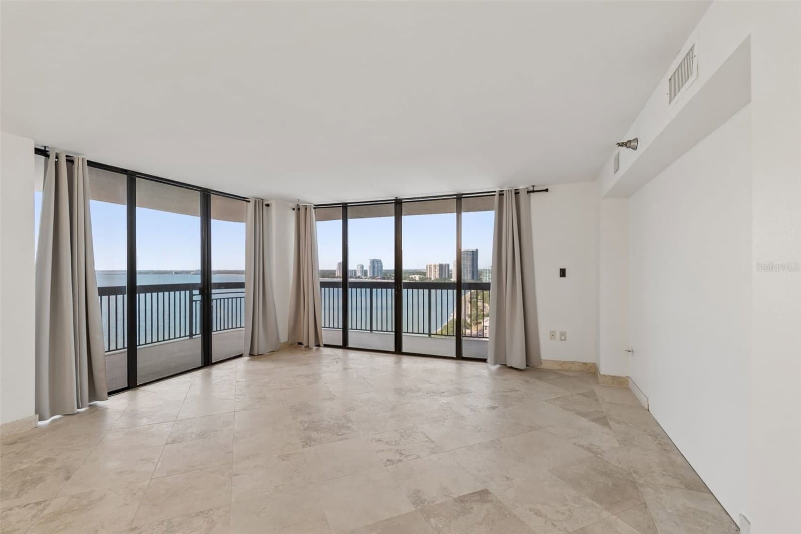 Photo 5 of 2413 BAYSHORE