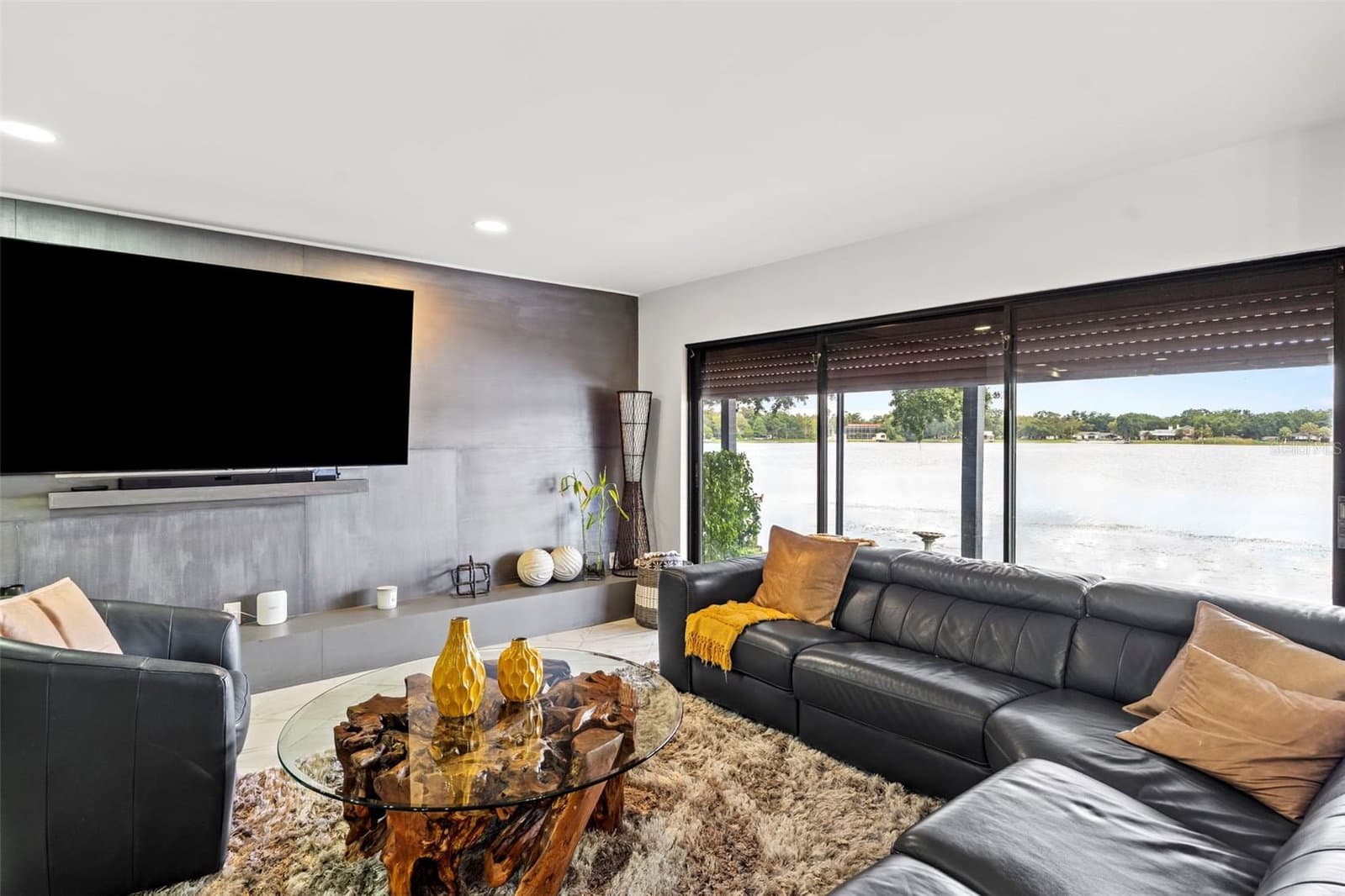 7302 EGYPT LAKE