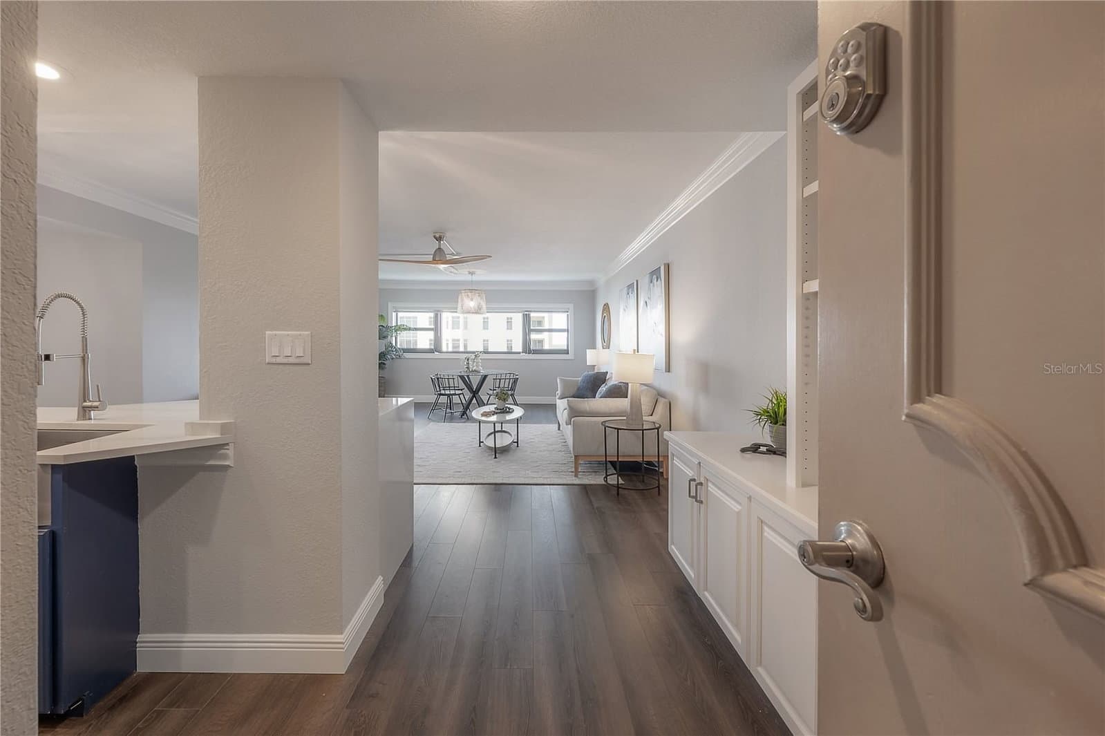 Photo 4 of 4141 BAYSHORE