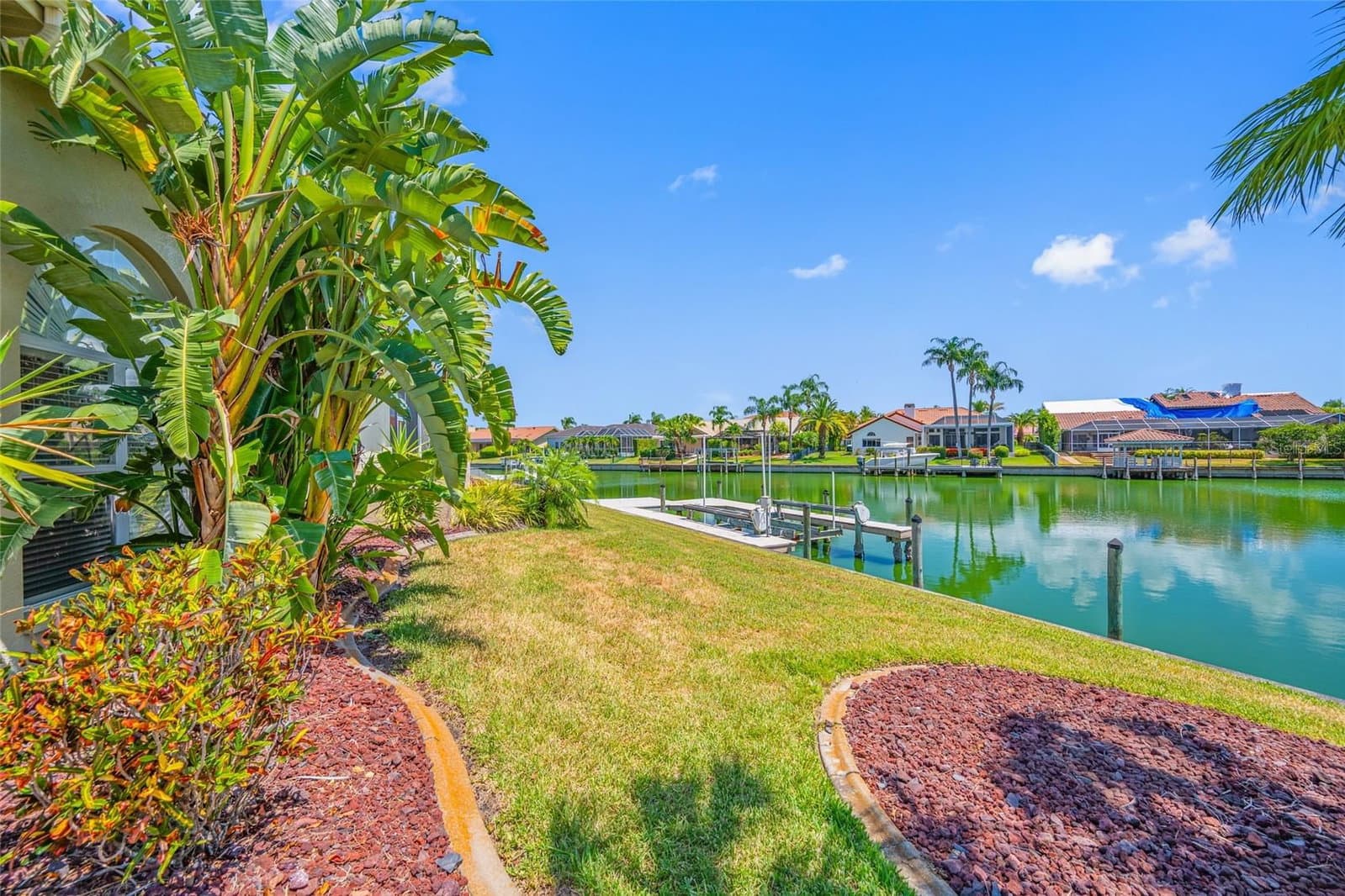 9801 COMPASS POINT