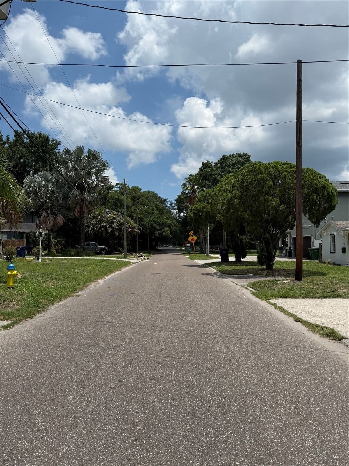 2711 MYRTLE