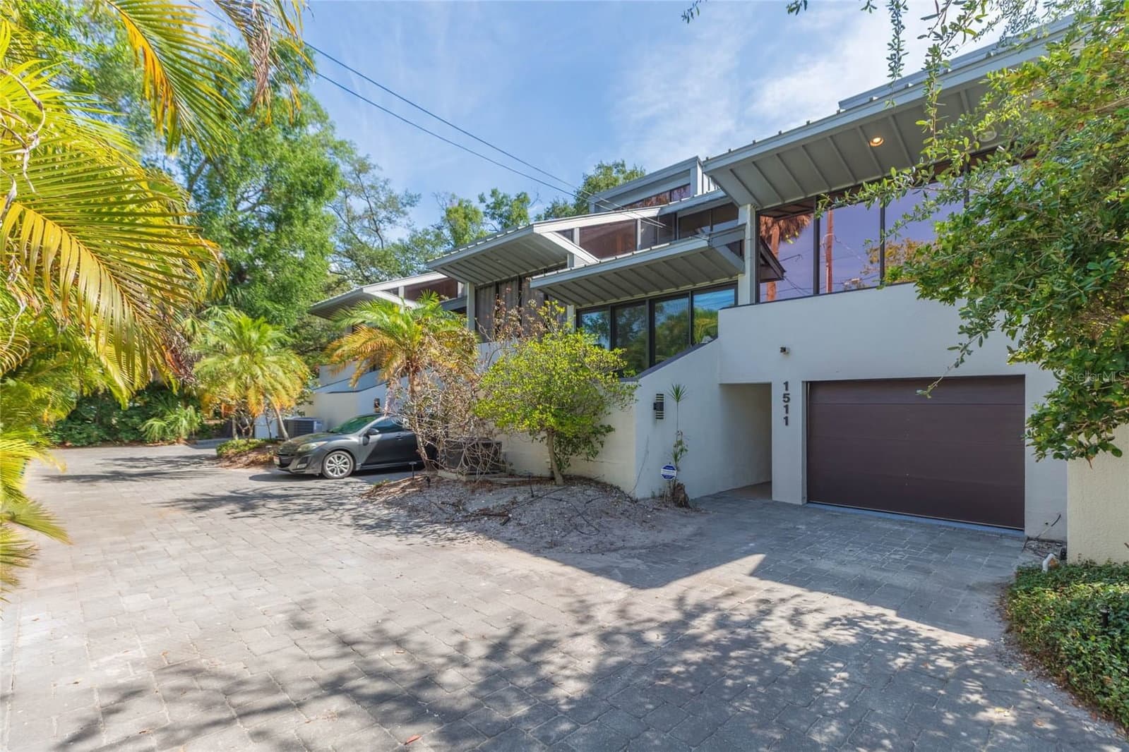 Photo 4 of 1511 BAY VILLA