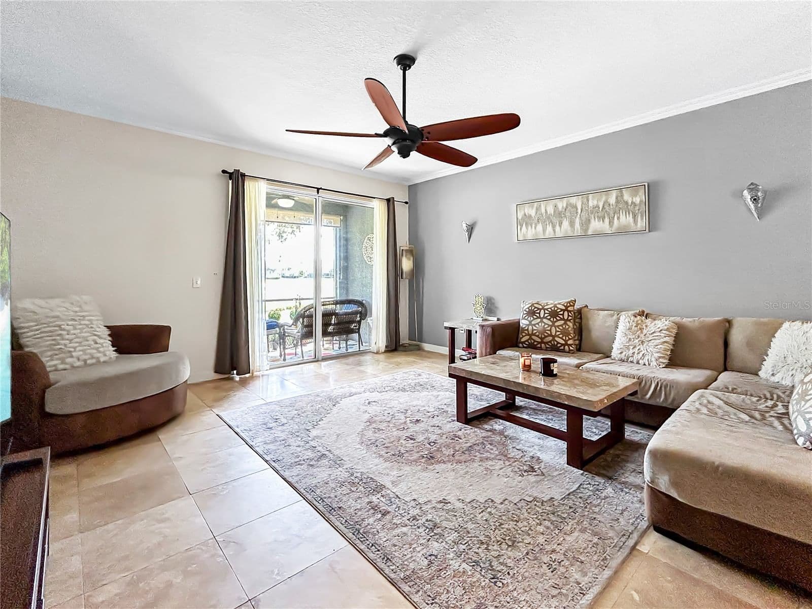 Photo 4 of 18141 NASSAU POINT
