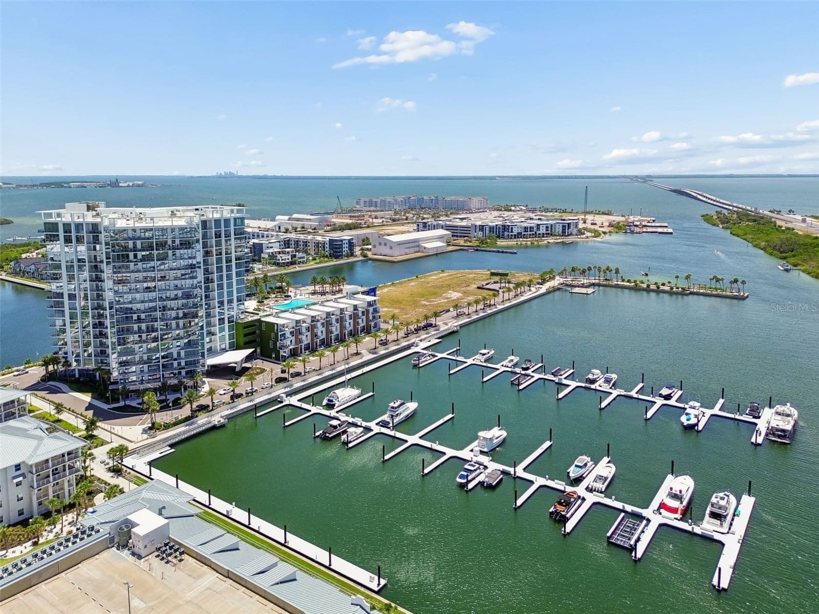 Photo 4 of 5120 MARINA