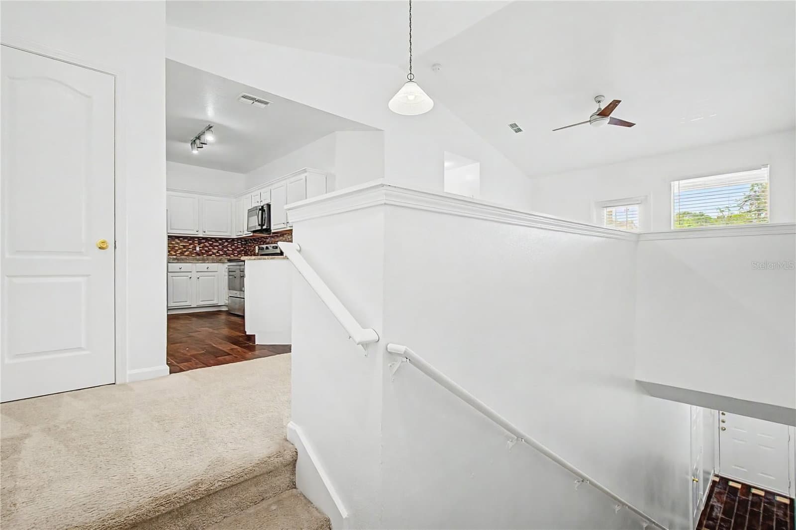 Photo 5 of 18111 VILLA CREEK