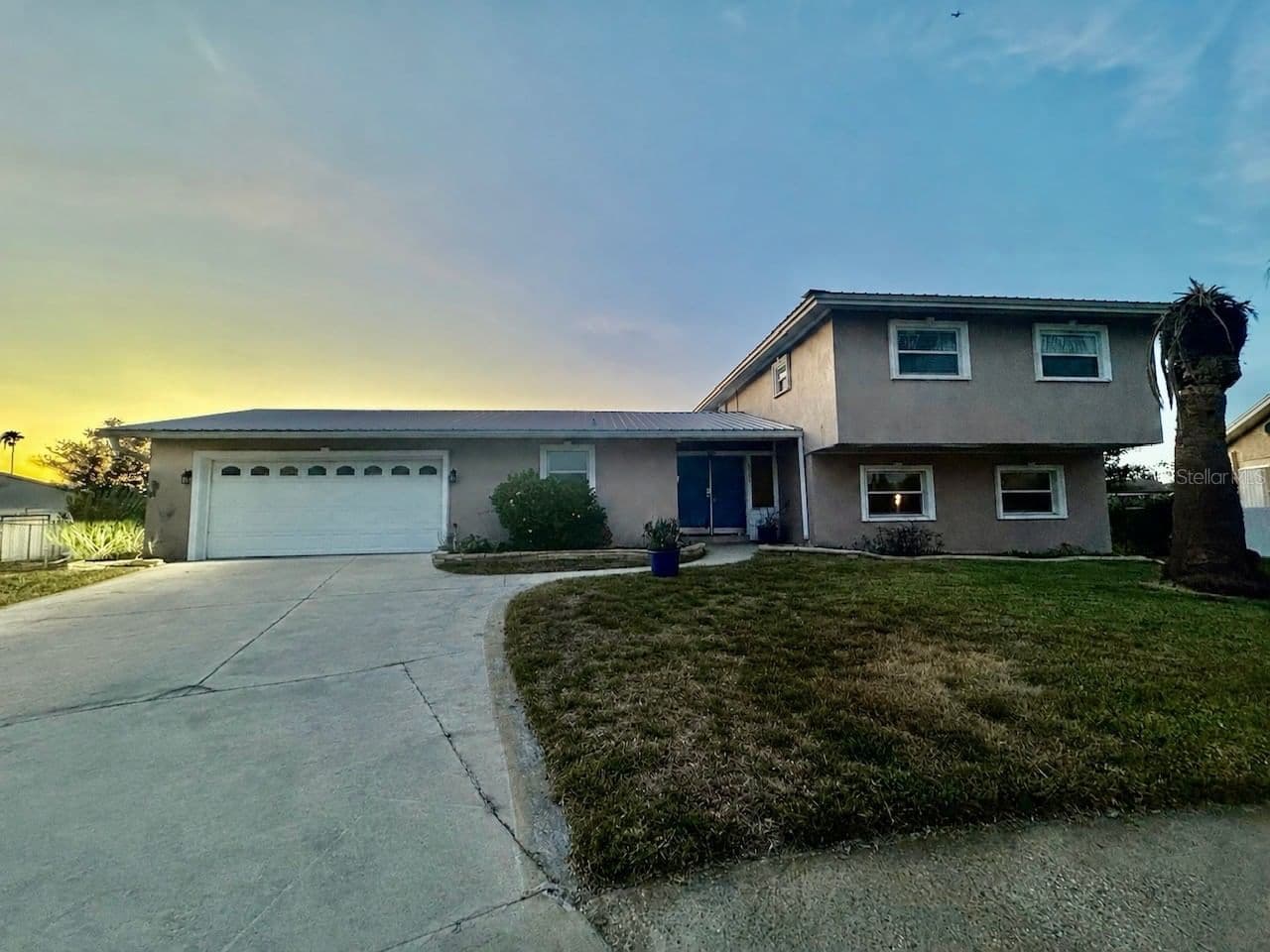 8725 PALISADES