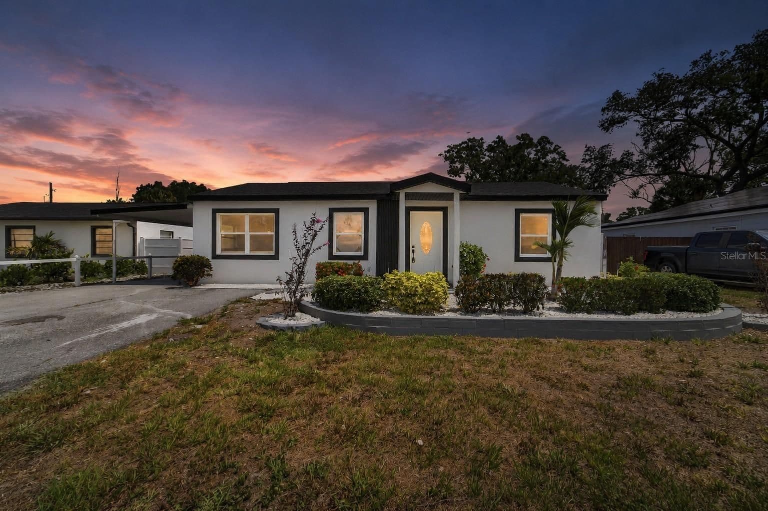 4711 LAWN