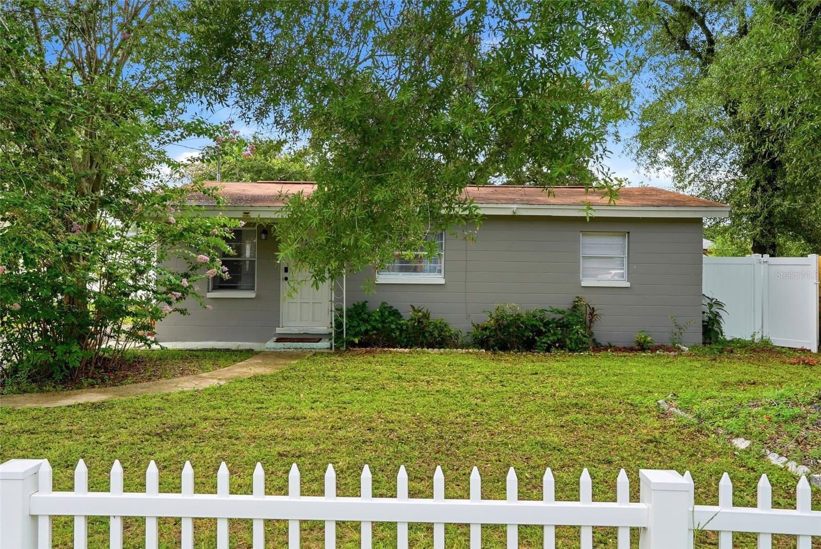 2430 RAMONA