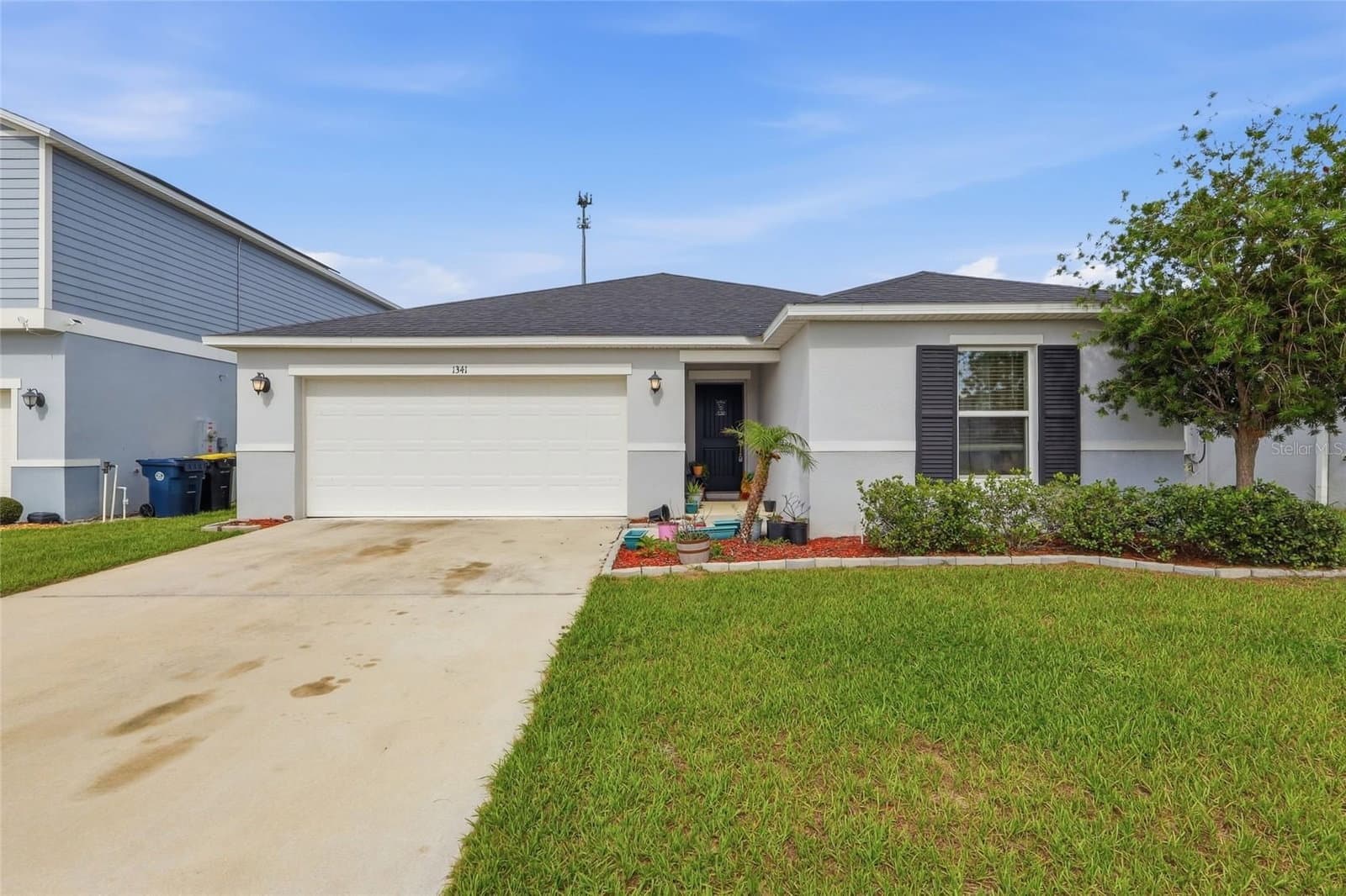 1341 MATTIE POINTE
