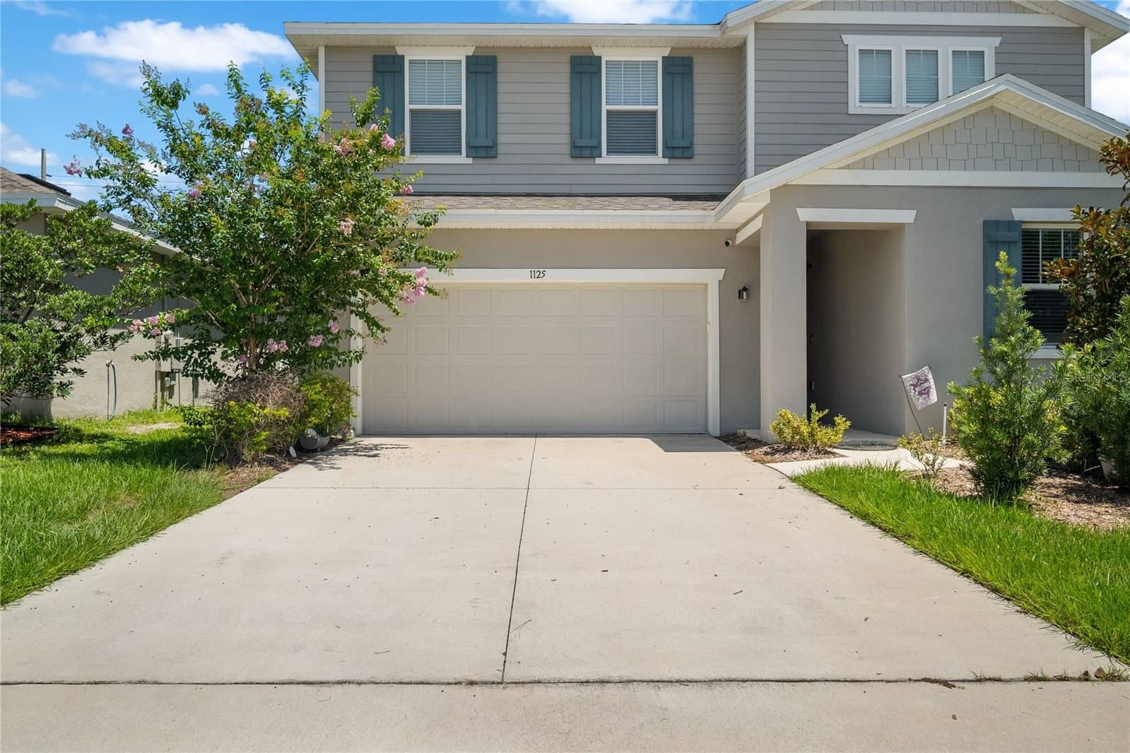 1125 MATTIE POINTE