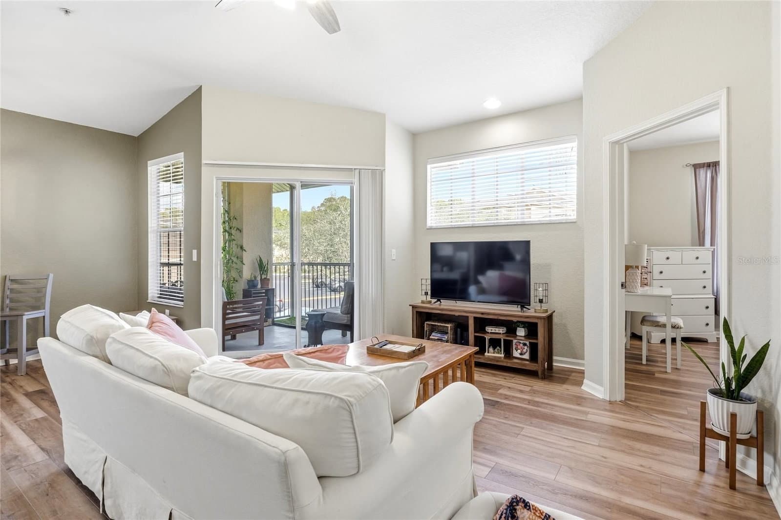 5125 PALM SPRINGS