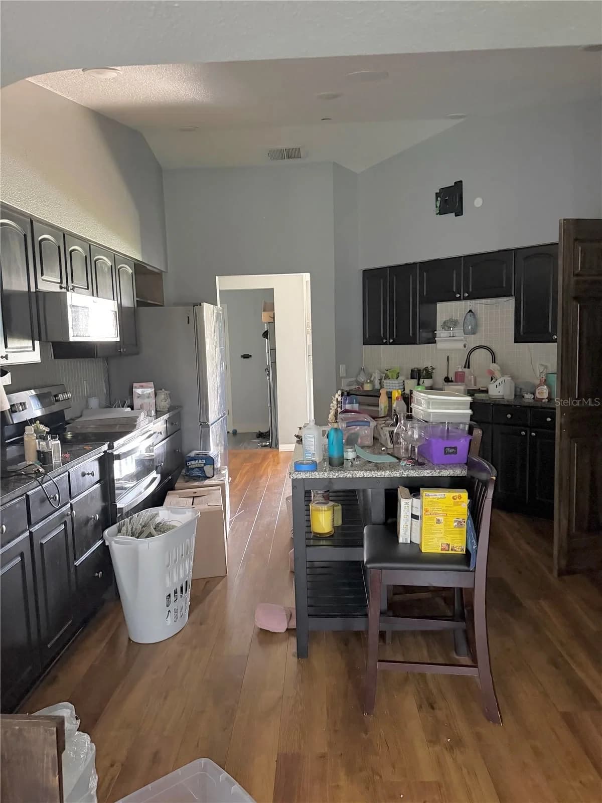 613 BERKLEY POINTE Pass