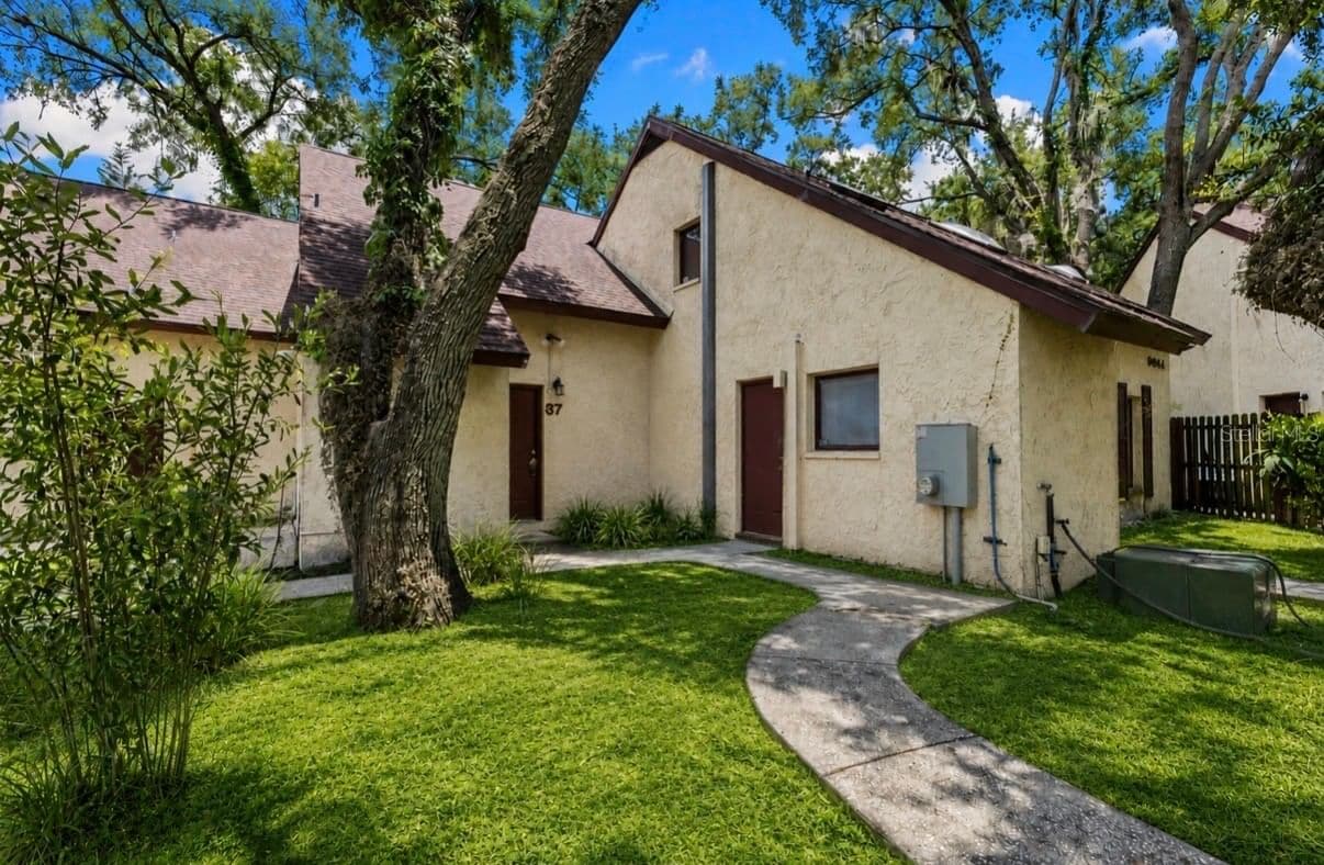 5641 ASHLEY OAKS