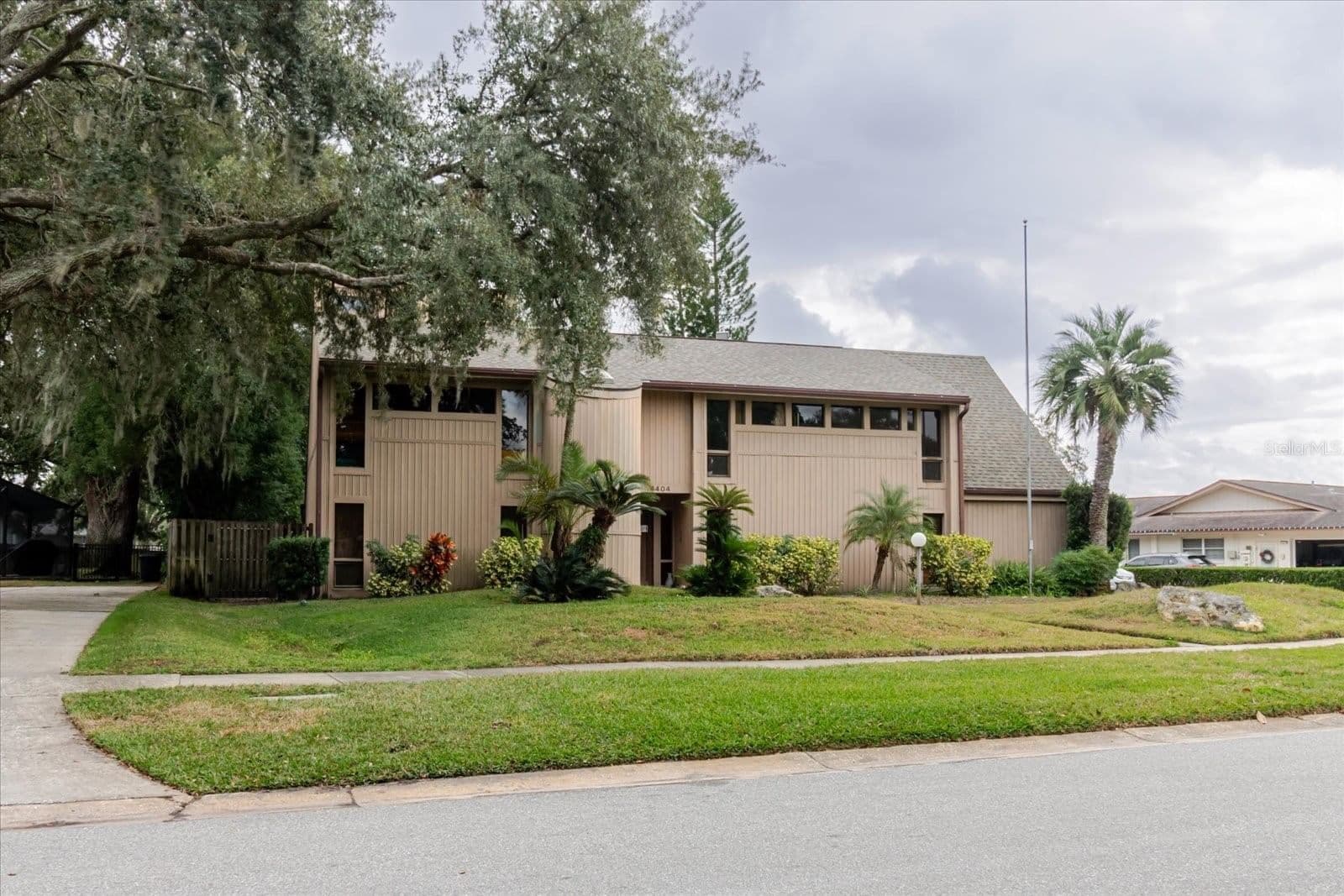 4404 OLD ORCHARD