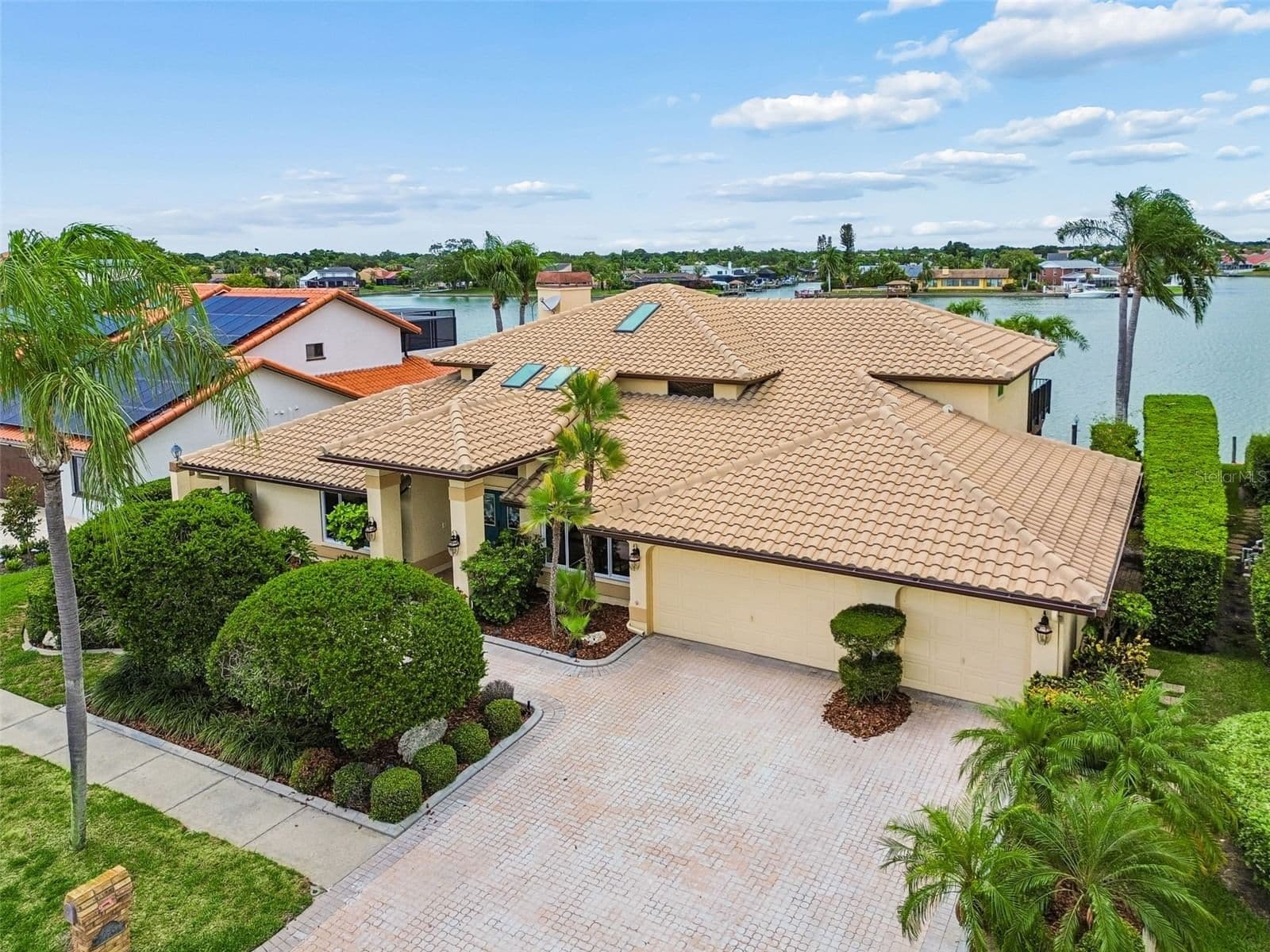 9815 BAY ISLAND