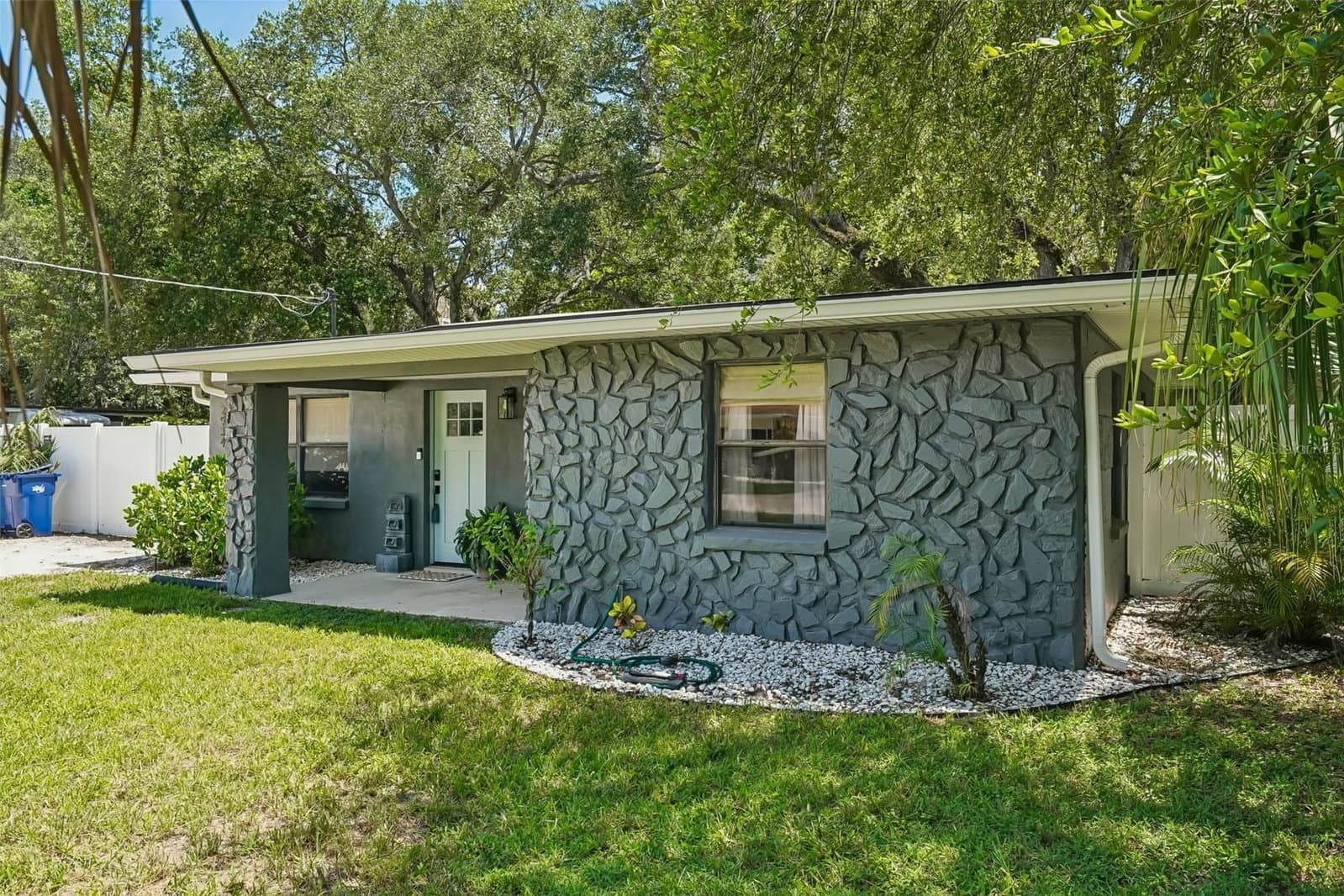 2934 ELLIS