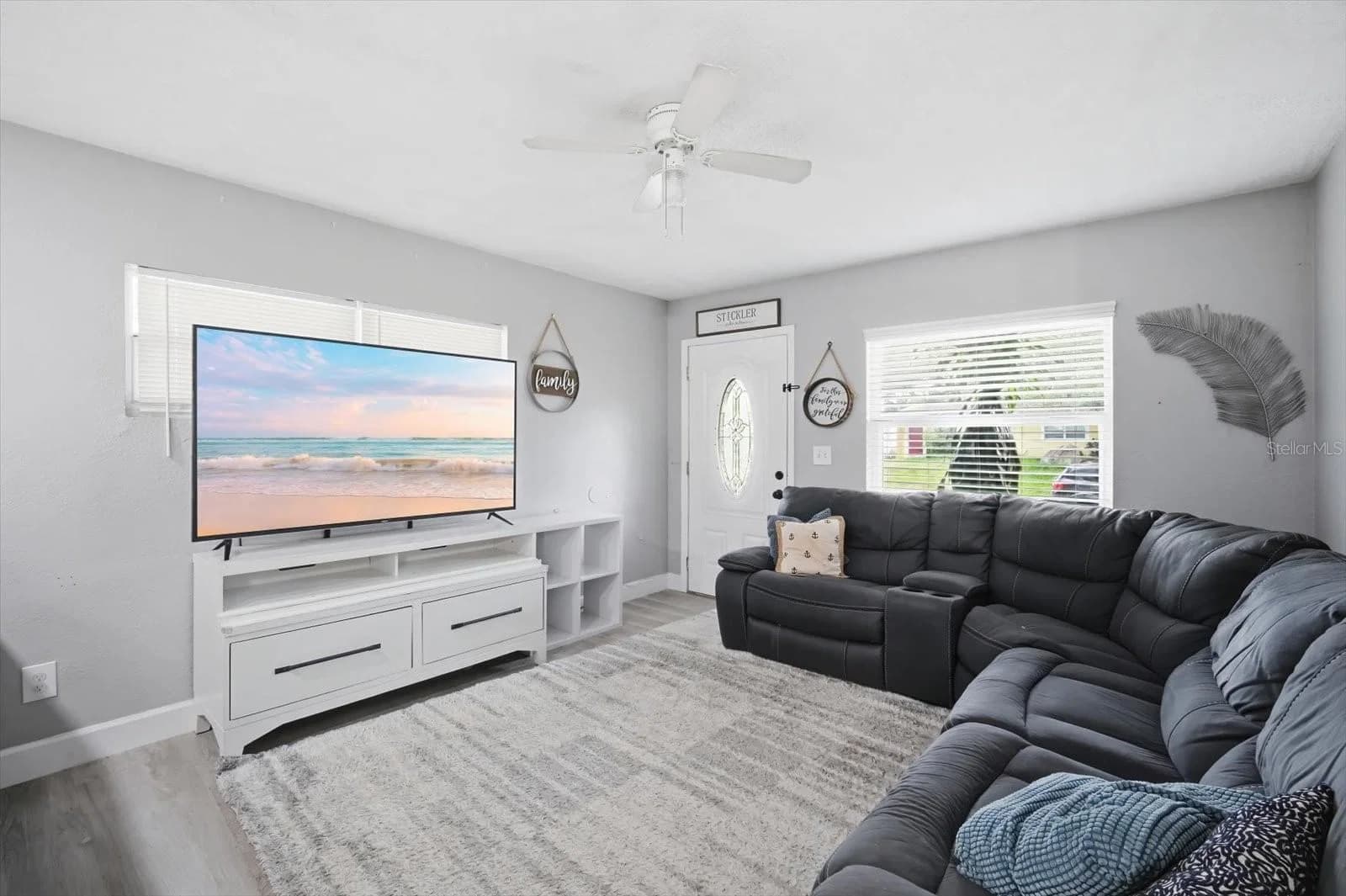 Photo 4 of 7506 CORAL VINE Lane