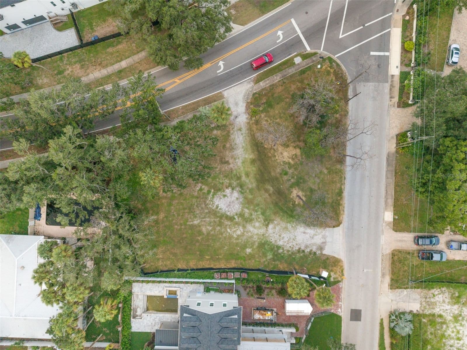 2502 WEST SHORE