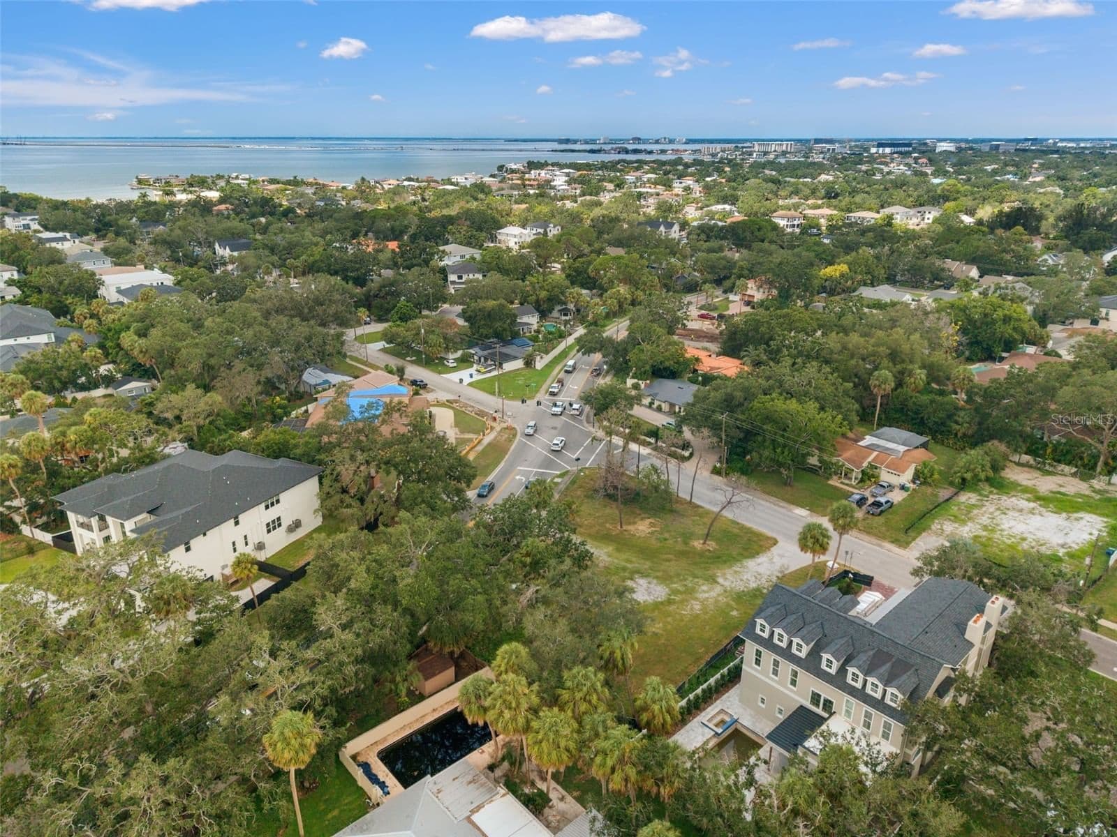 2502 WEST SHORE