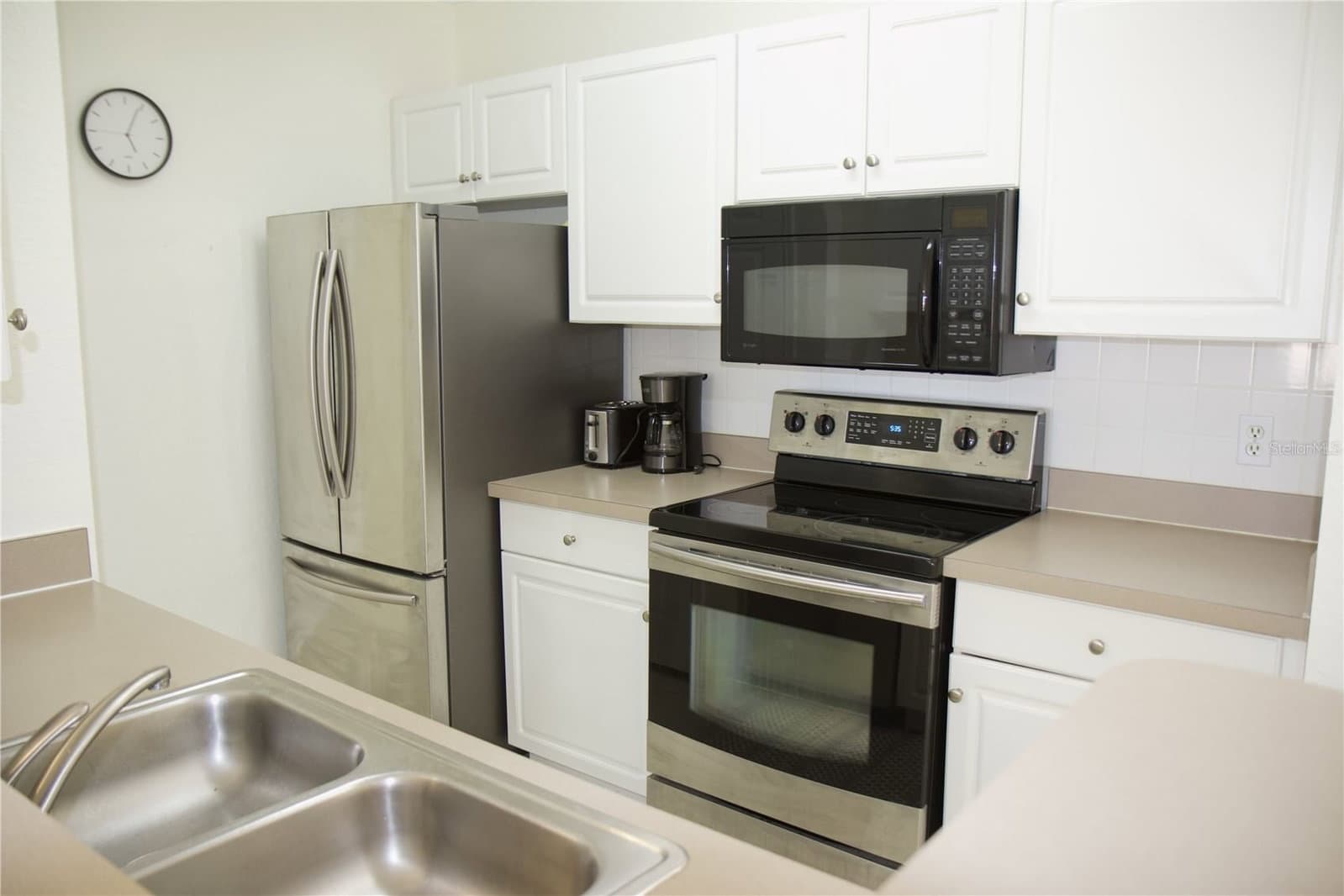 4323 BAYSIDE VILLAGE