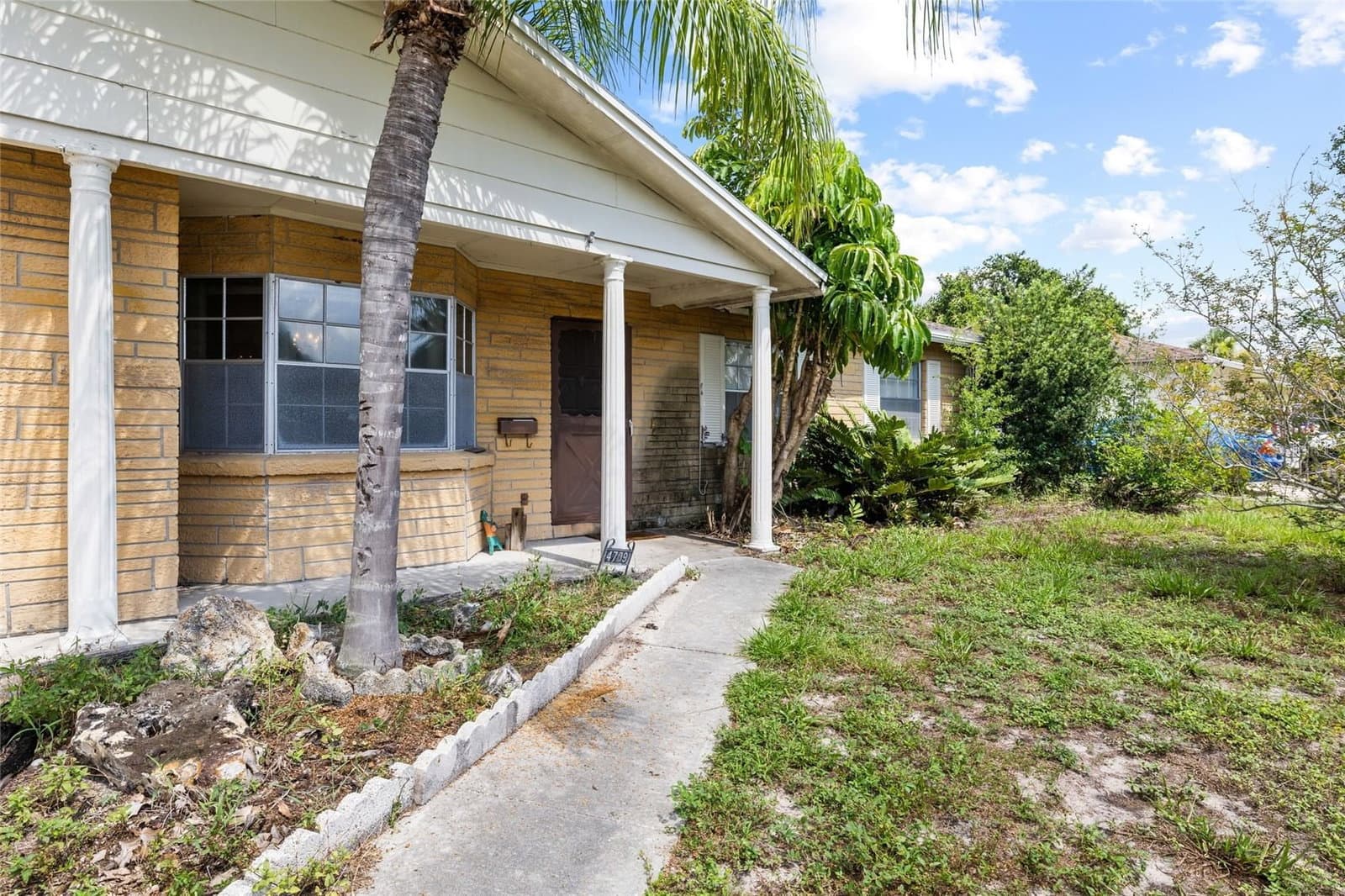 4709 TRAVERTINE