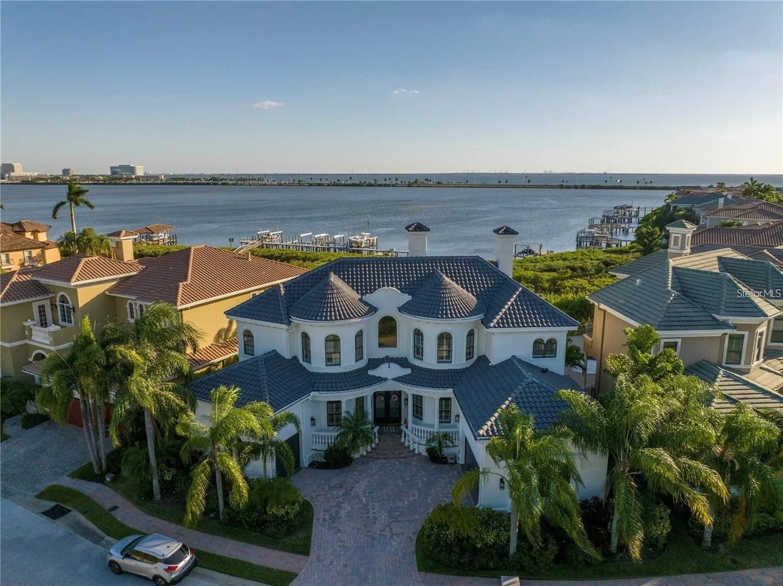4133 CAUSEWAY VISTA Drive