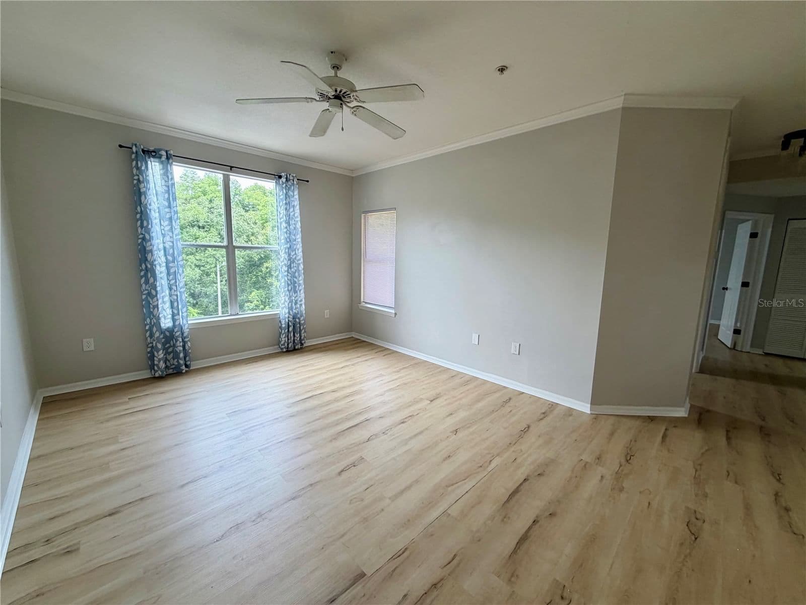 Photo 4 of 5612 PINNACLE HEIGHTS