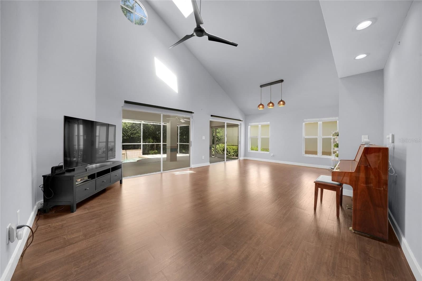 15876 SANCTUARY