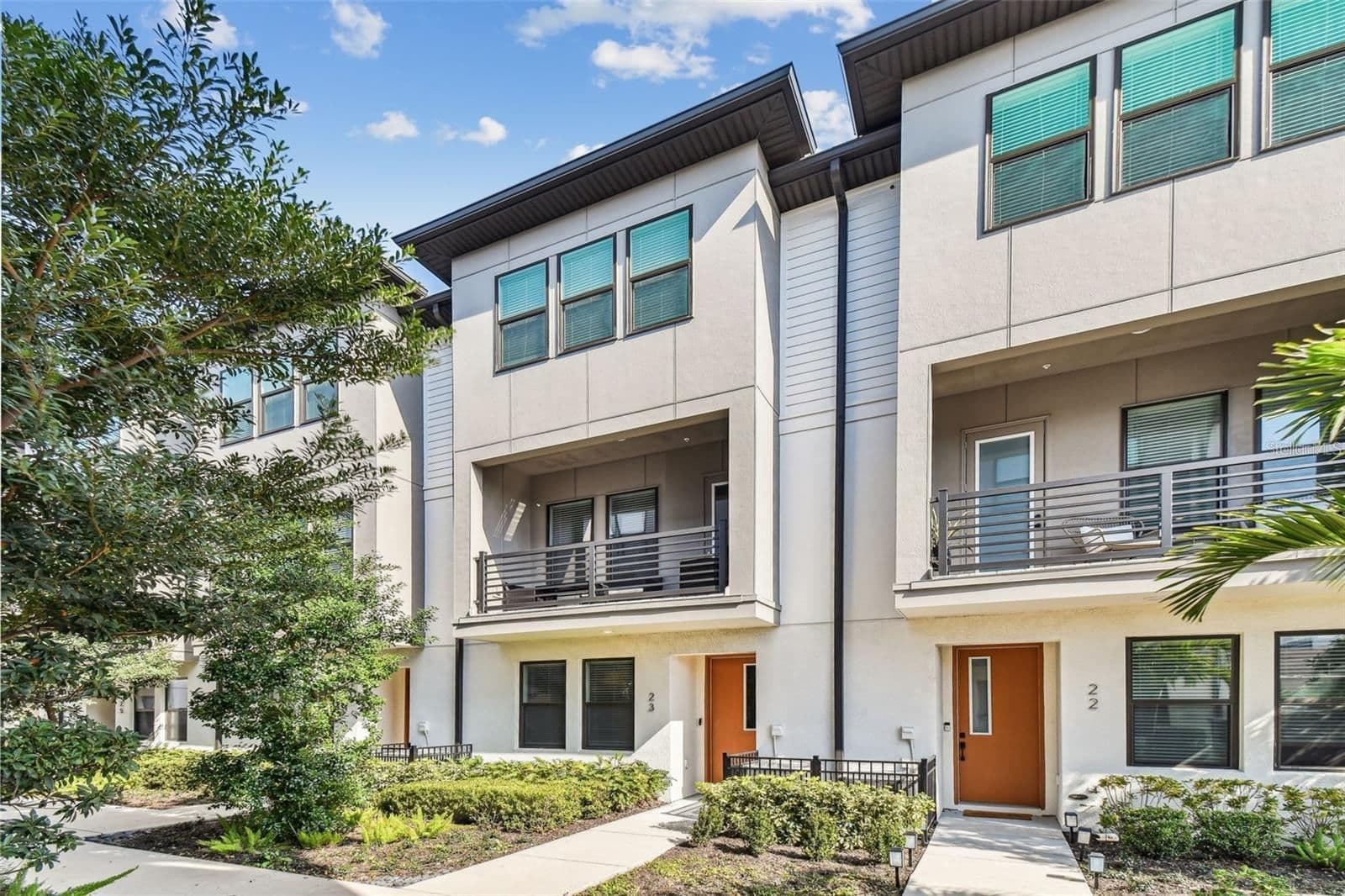 2511 GRADY